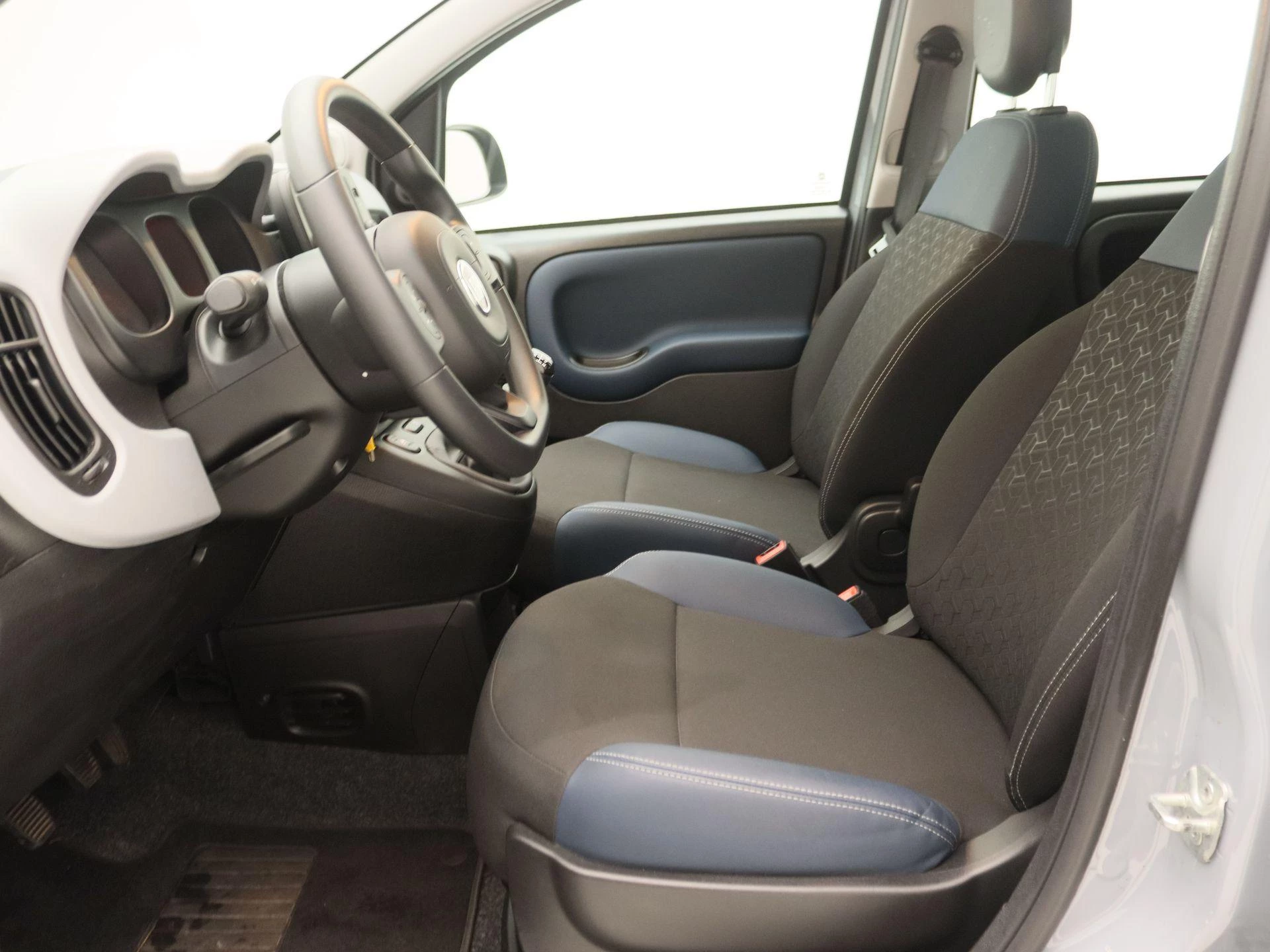 Fiat Panda 1.0 Hybrid Cross