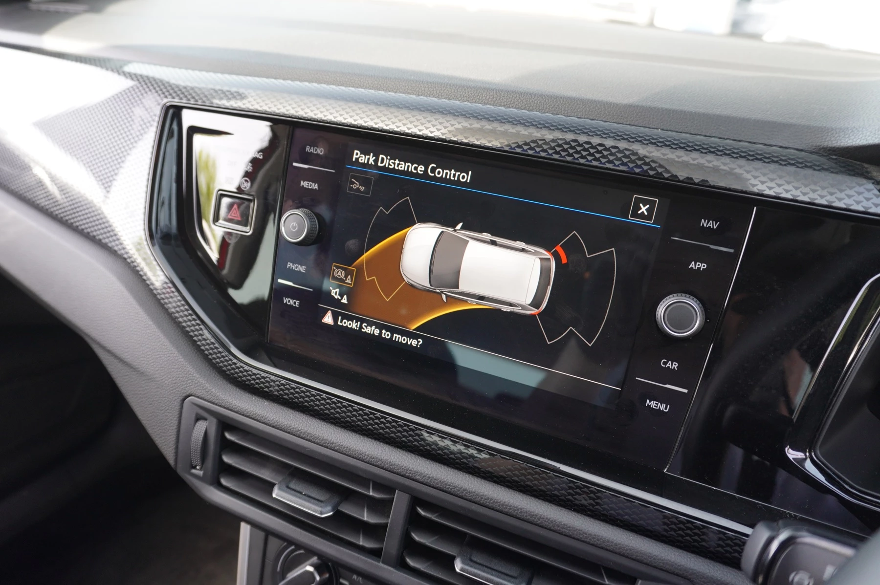 Volkswagen-Polo-image-28