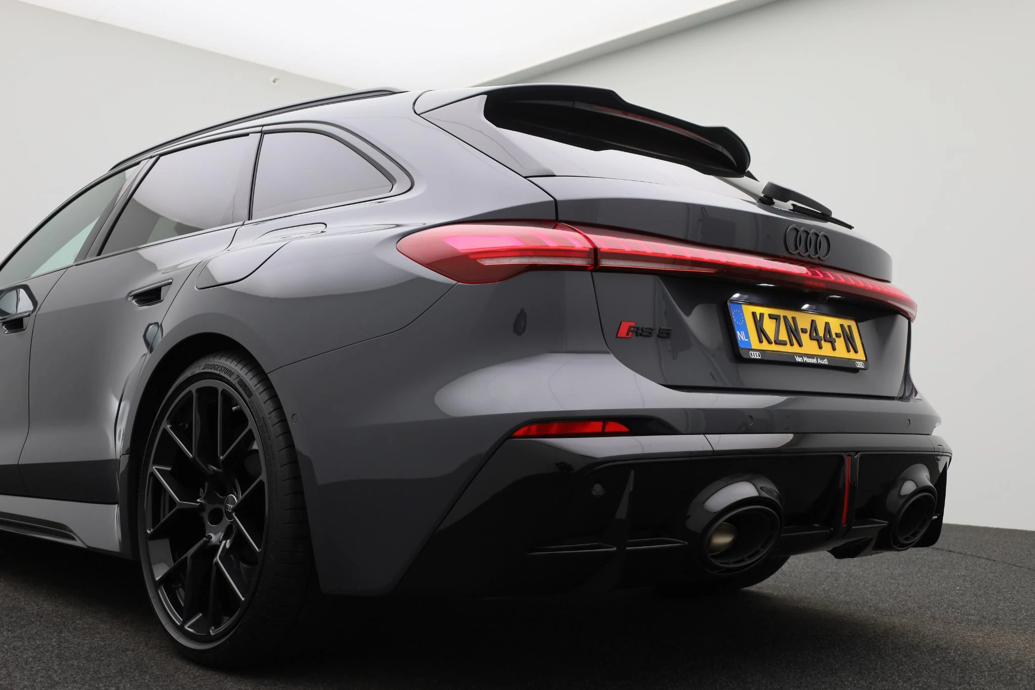 Audi-RS5-image-11