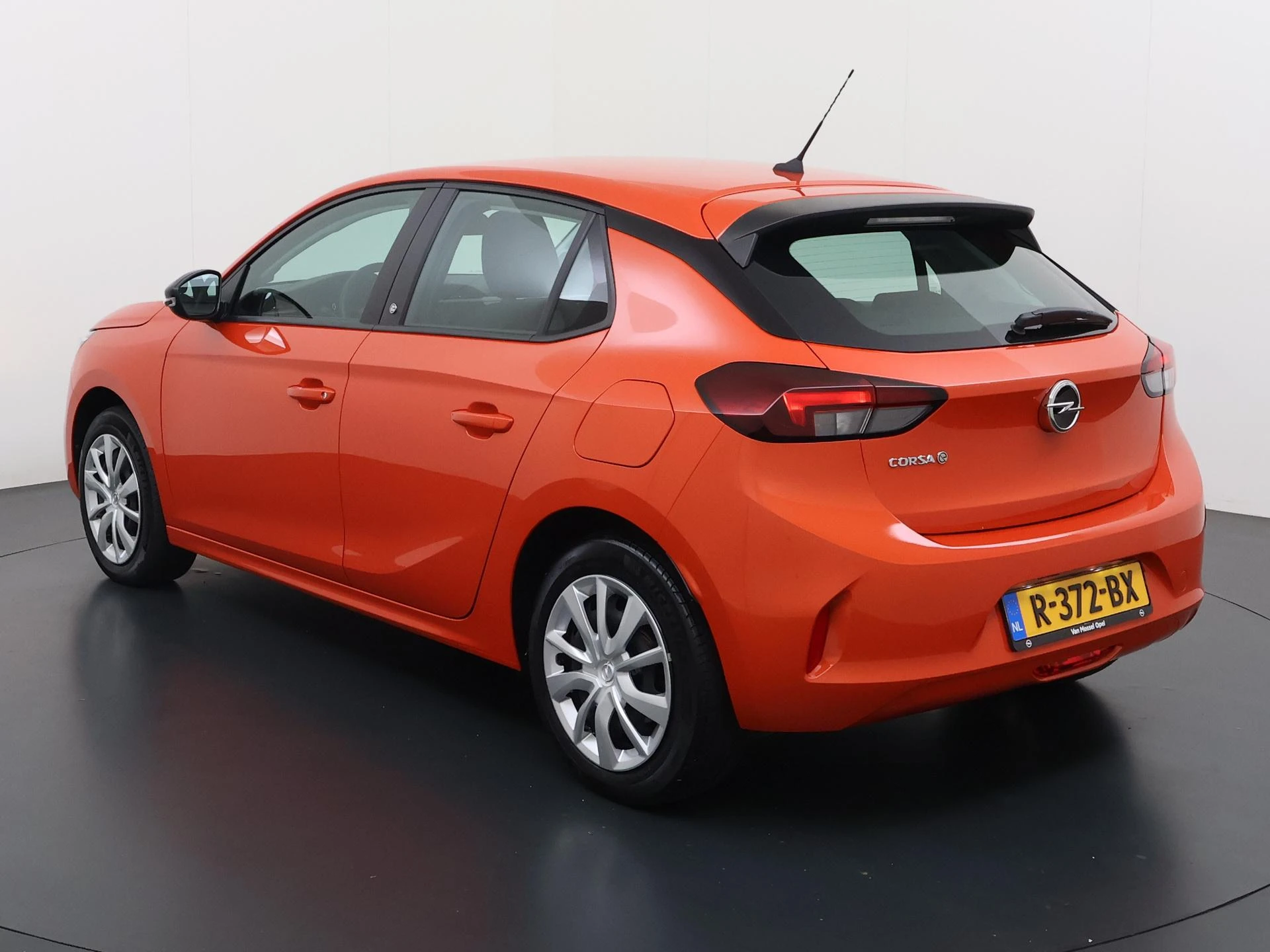 Opel-Corsa-e-image-2