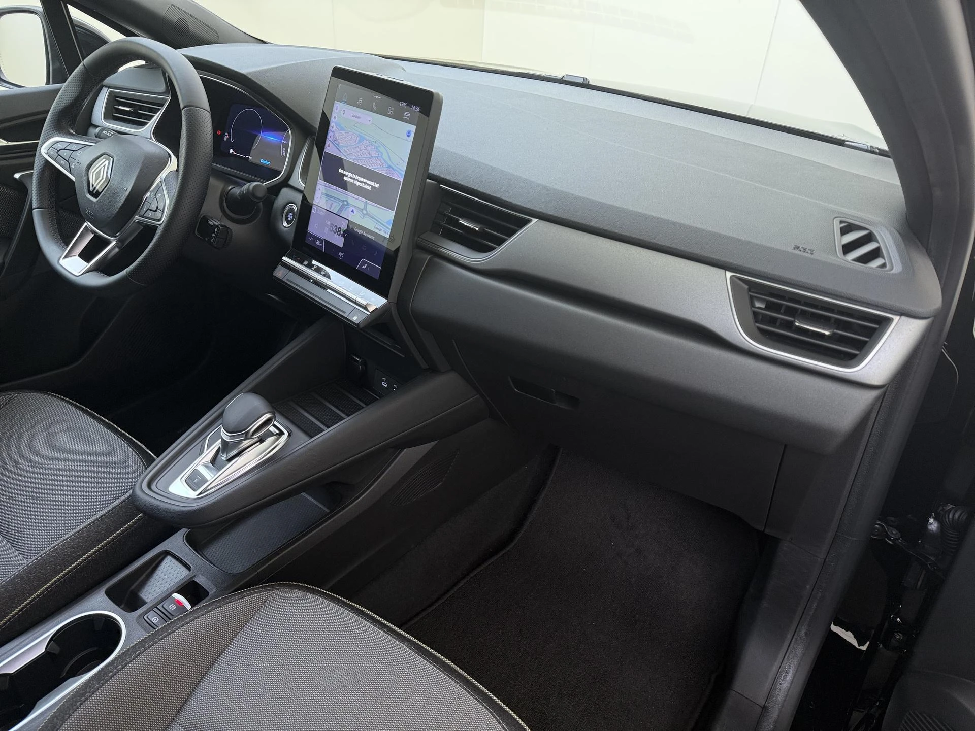 Renault-Captur-image-4