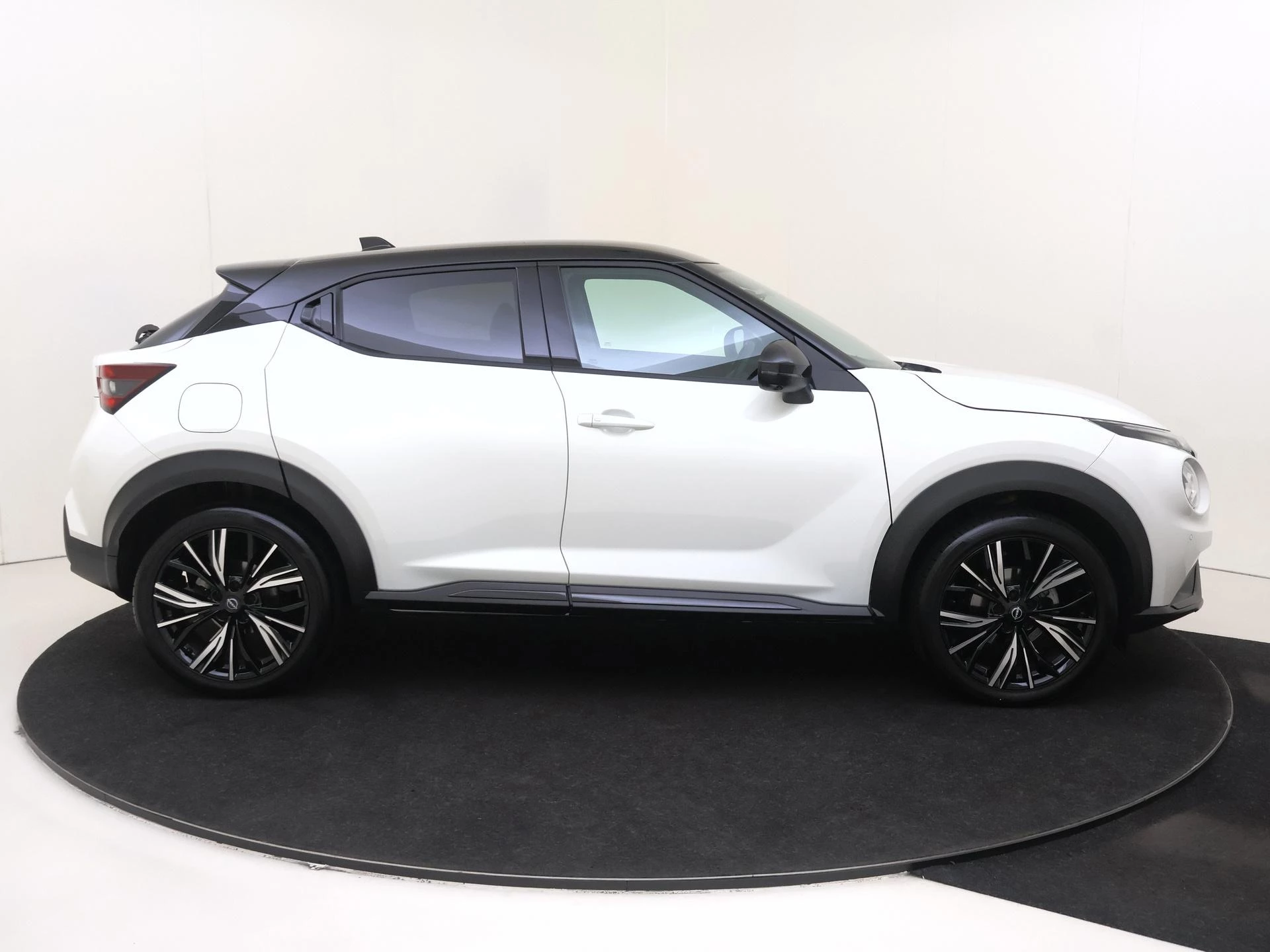 Nissan-Juke-image-8