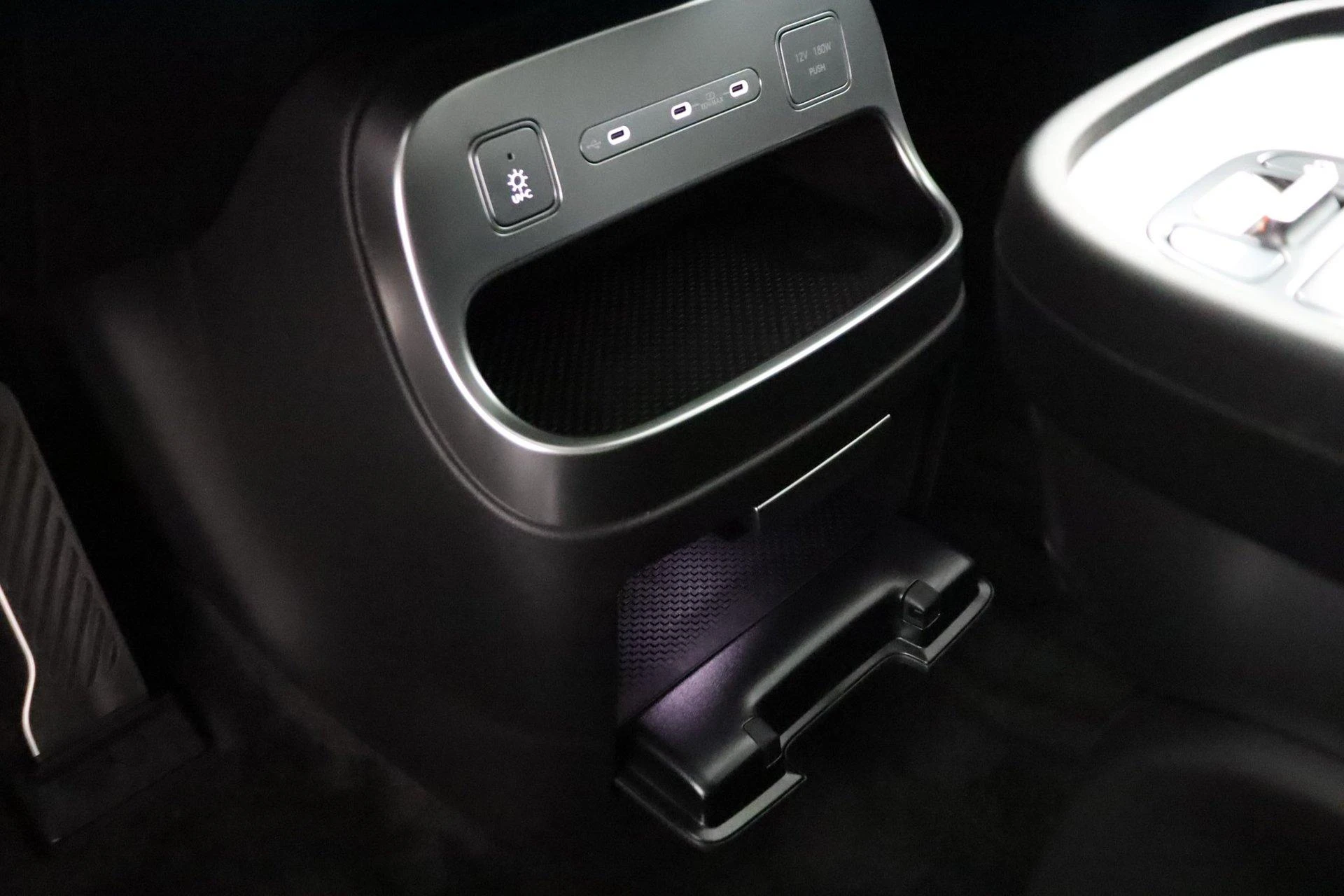 Hyundai-IONIQ 9-image-75