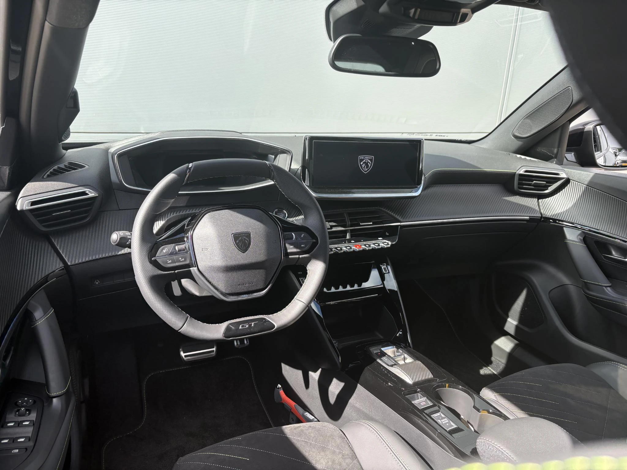Peugeot-2008-image-9
