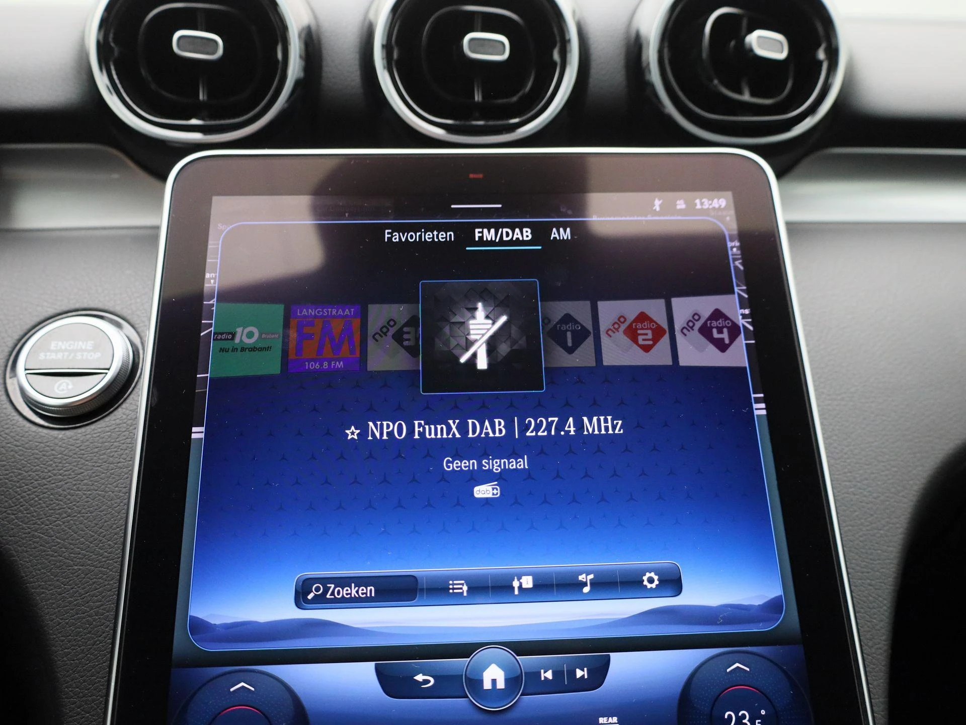 Mercedes-Benz-C-Klasse-image-19