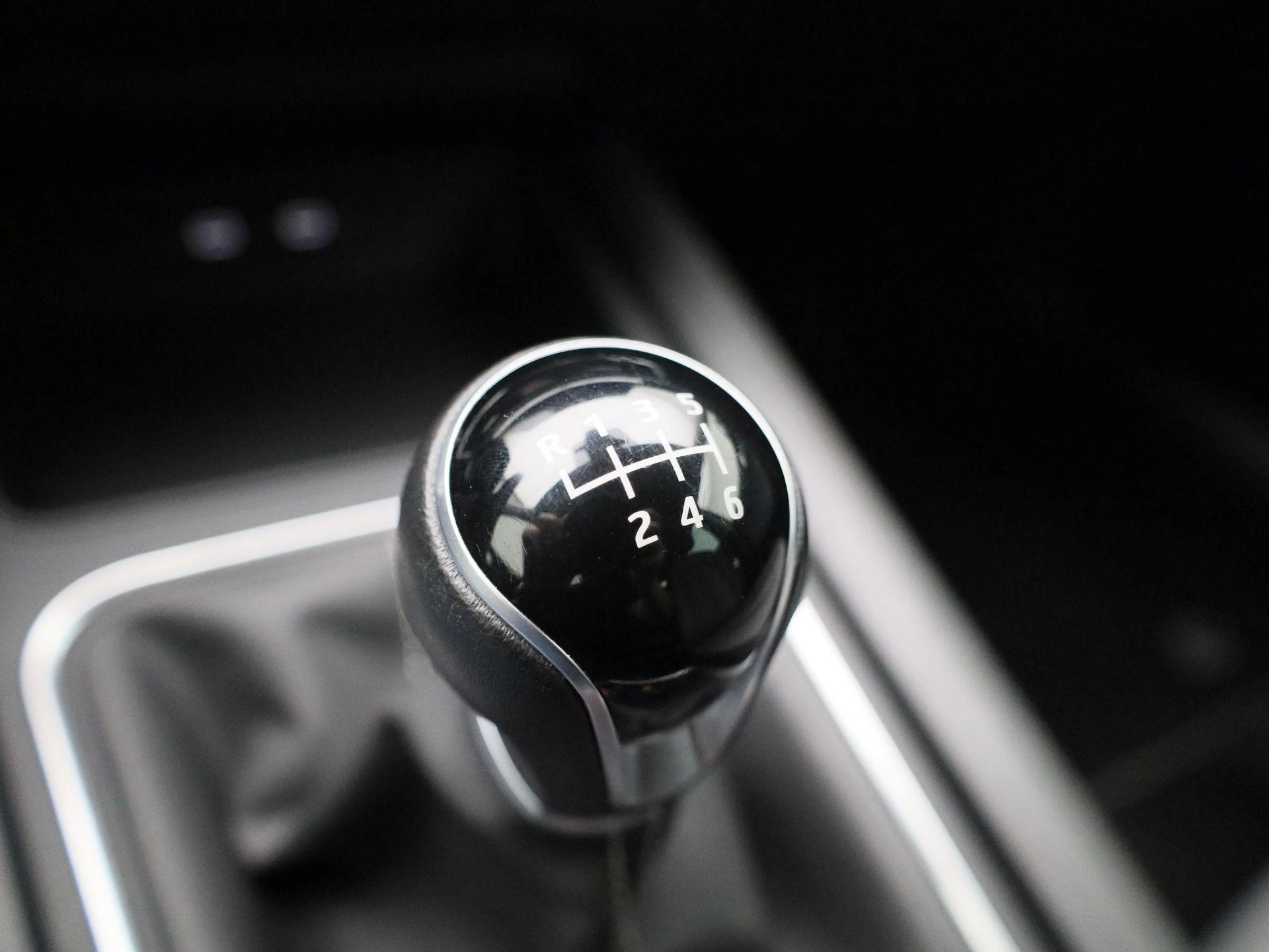 SEAT-Leon-image-19