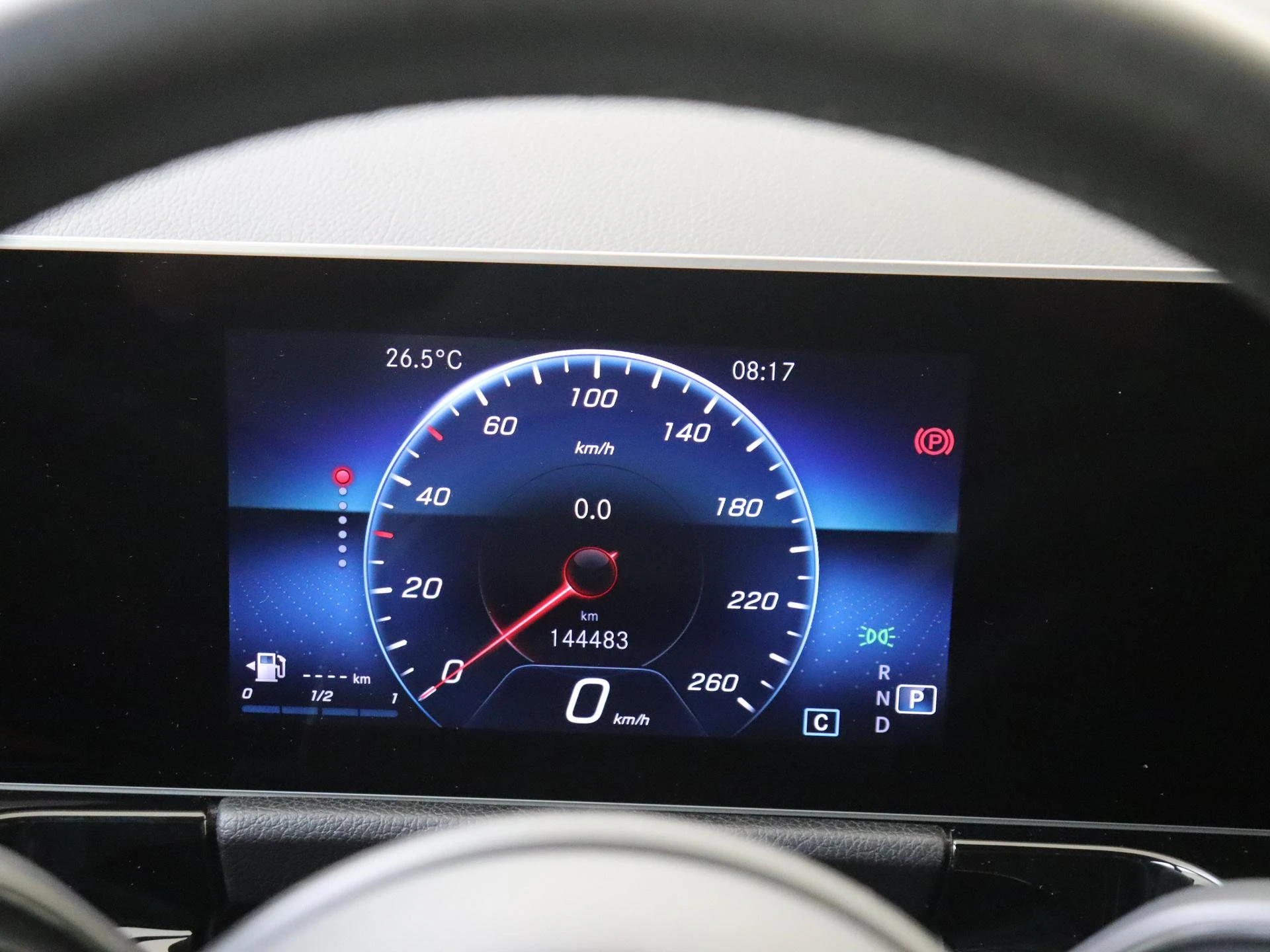 Mercedes-Benz-B-Klasse-image-11