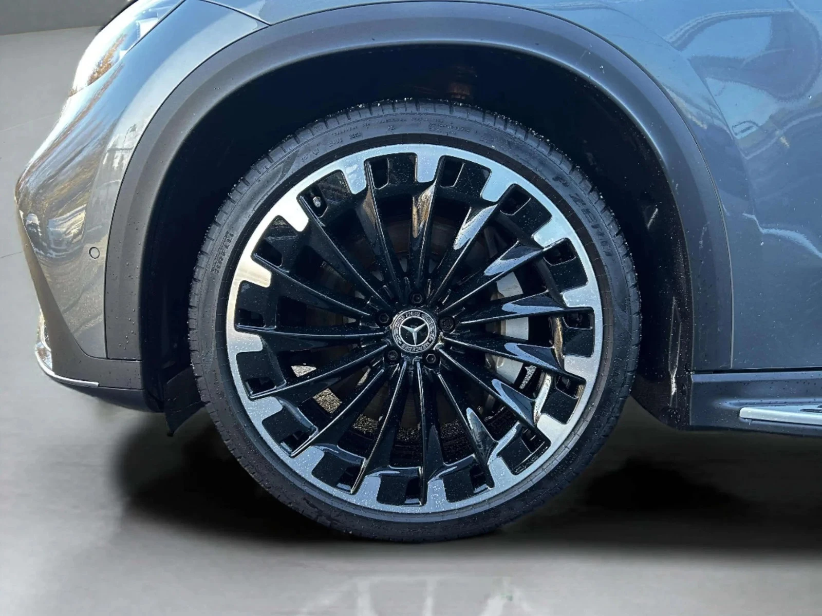 Mercedes-Benz-EQE-image-7