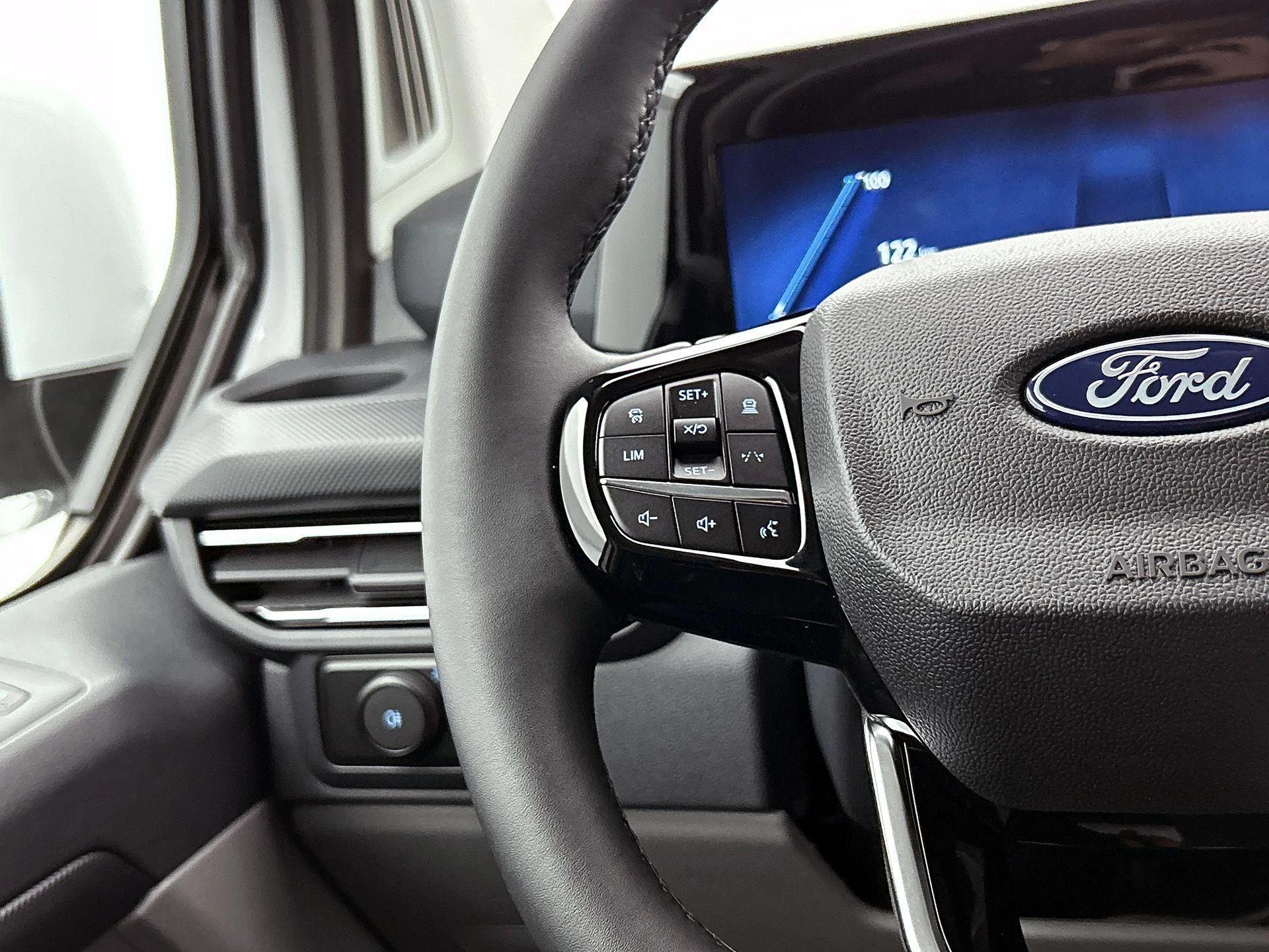 Ford Transit Custom 340 L2H1 Limited 65 kWh