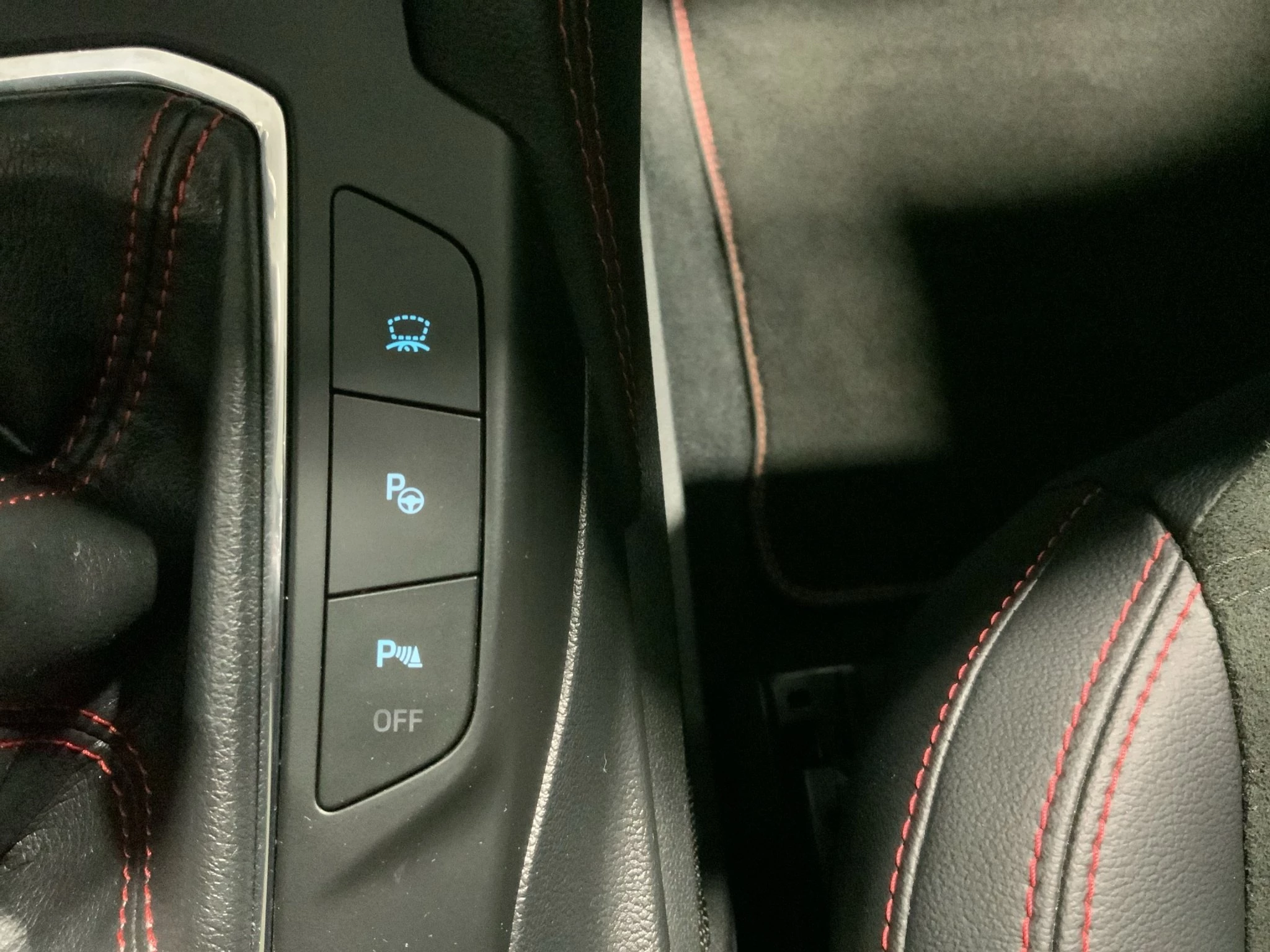 Ford Kuga ST-Line X*PANO*AHK*KAM*ACC*NAVI*SOUND-SYS.