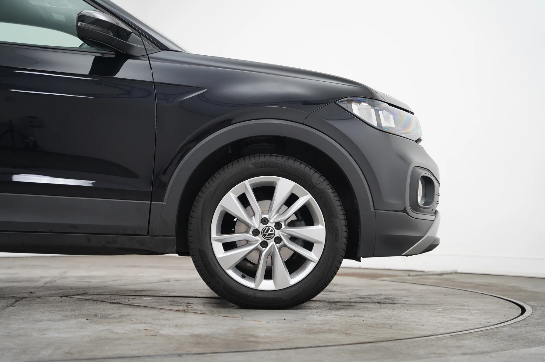 Volkswagen-T-Cross-image-26