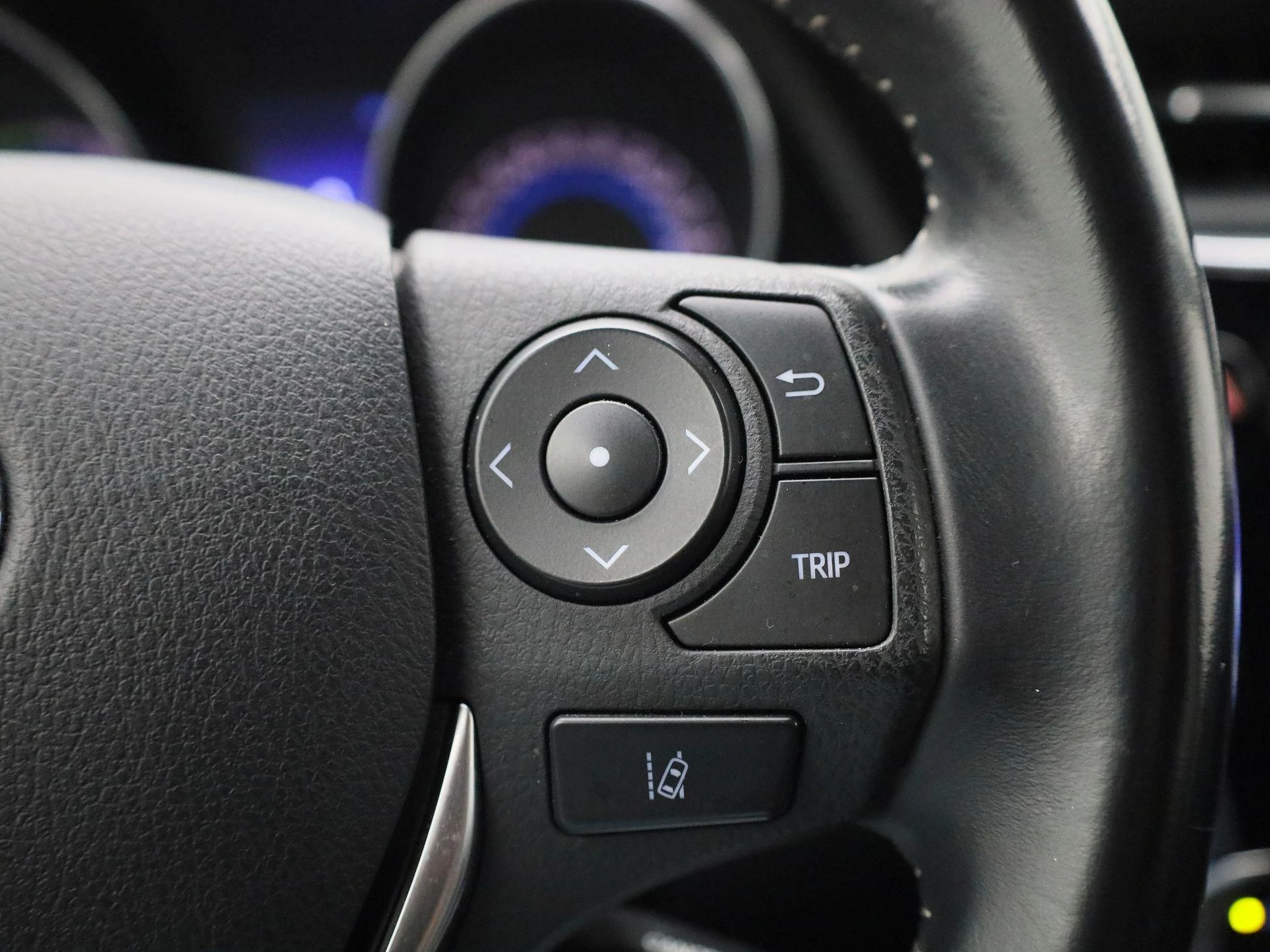 Toyota-Auris-image-24