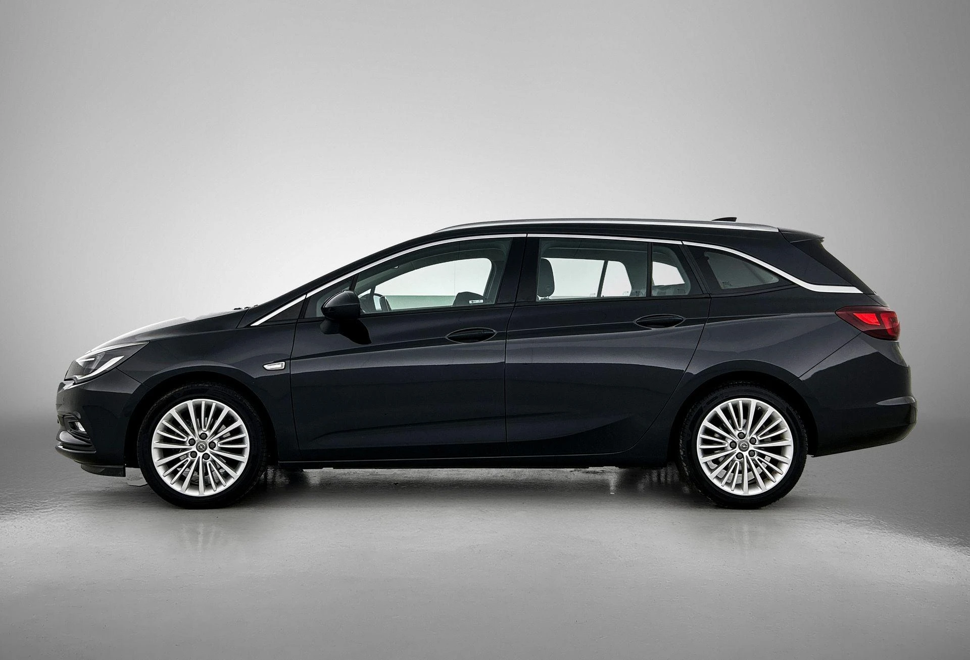 Opel-Astra-image-1