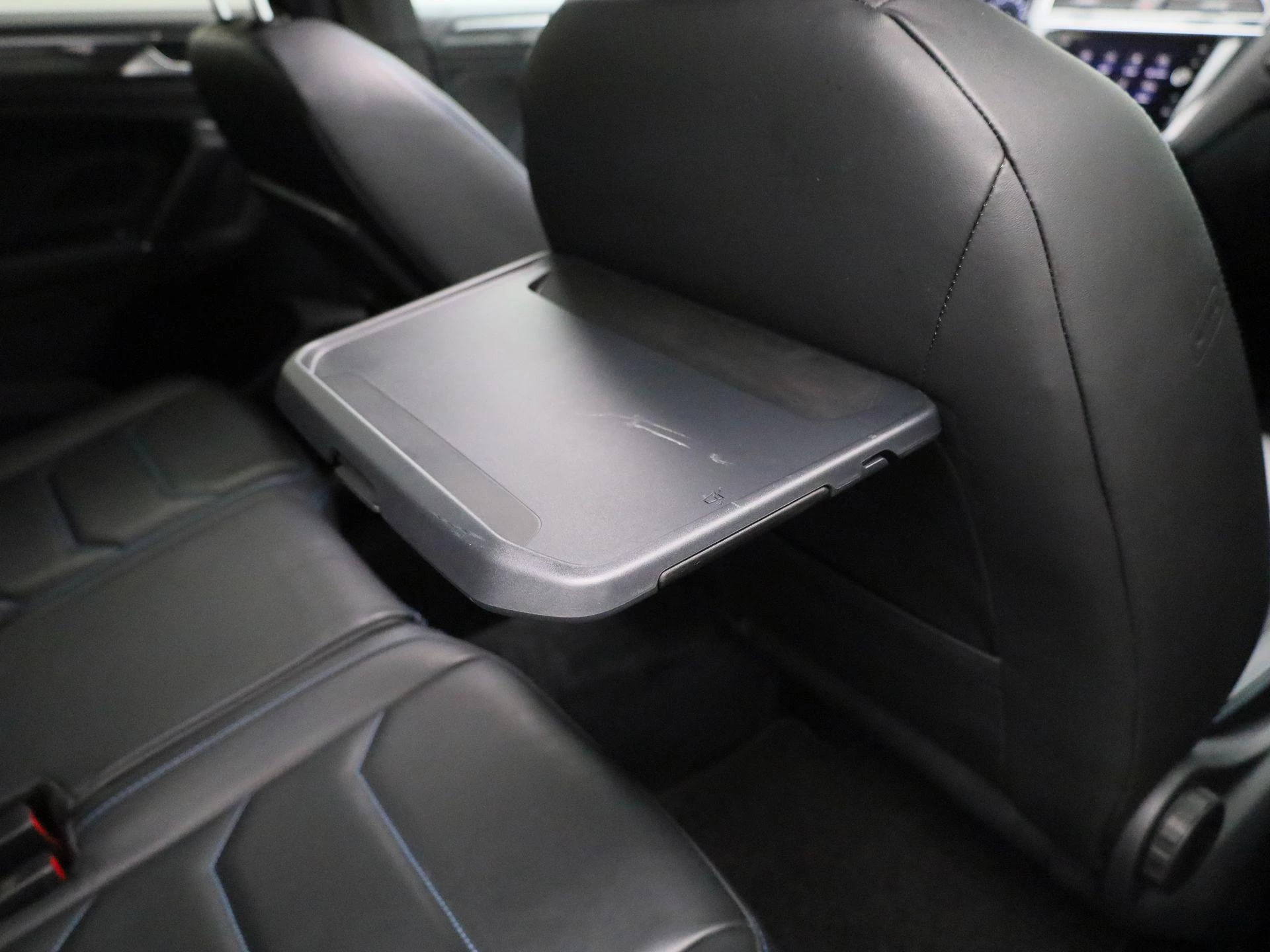 Volkswagen-Tiguan Allspace-image-41