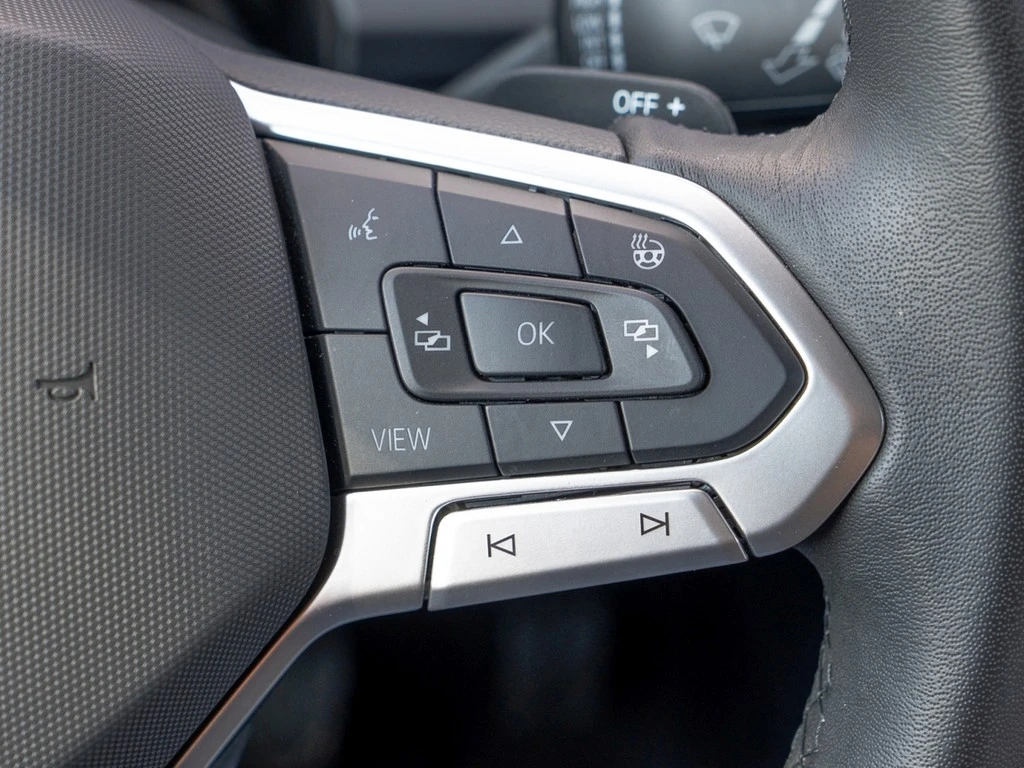 Volkswagen-Golf-image-18