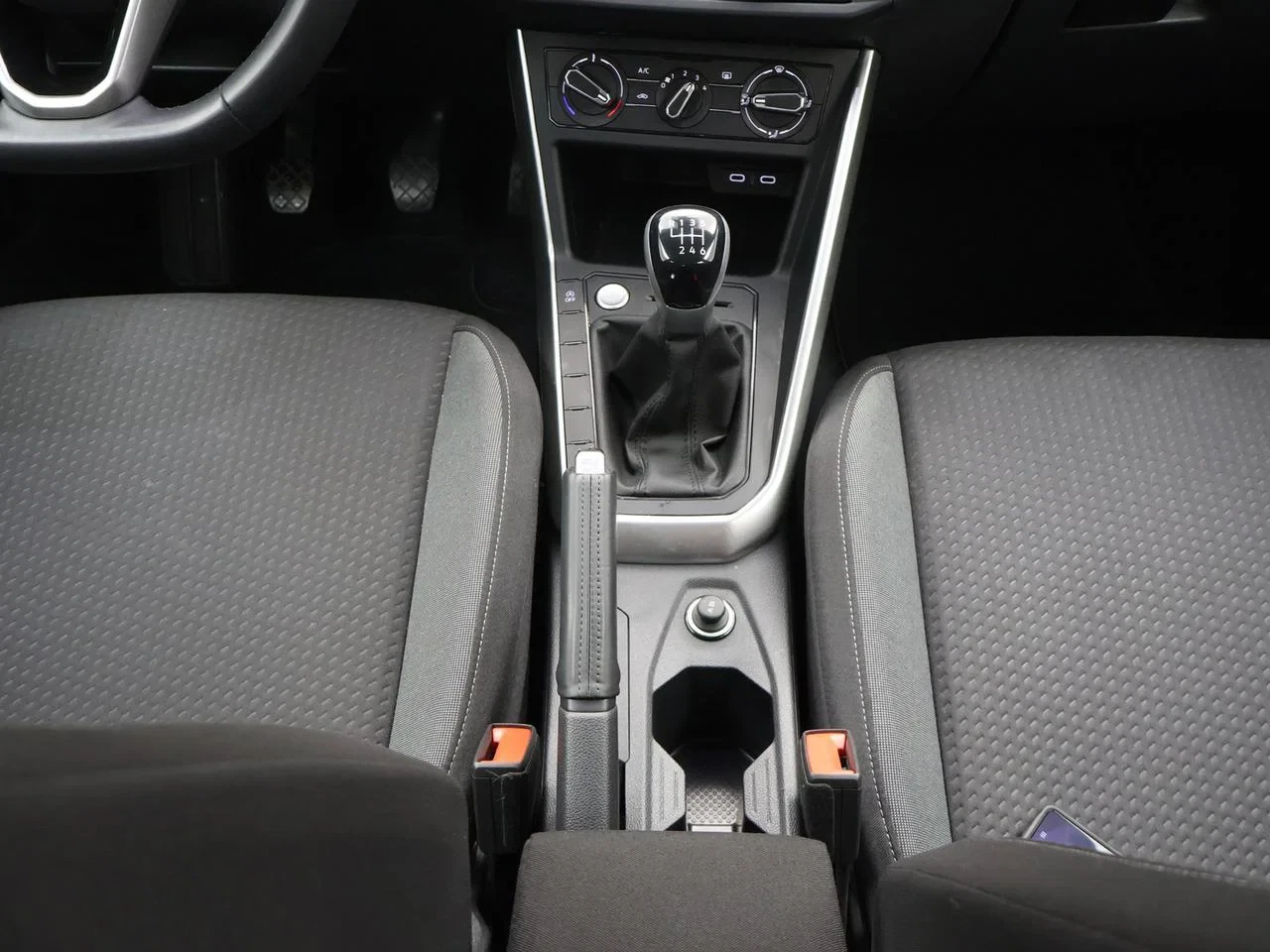 Volkswagen-Taigo-image-20