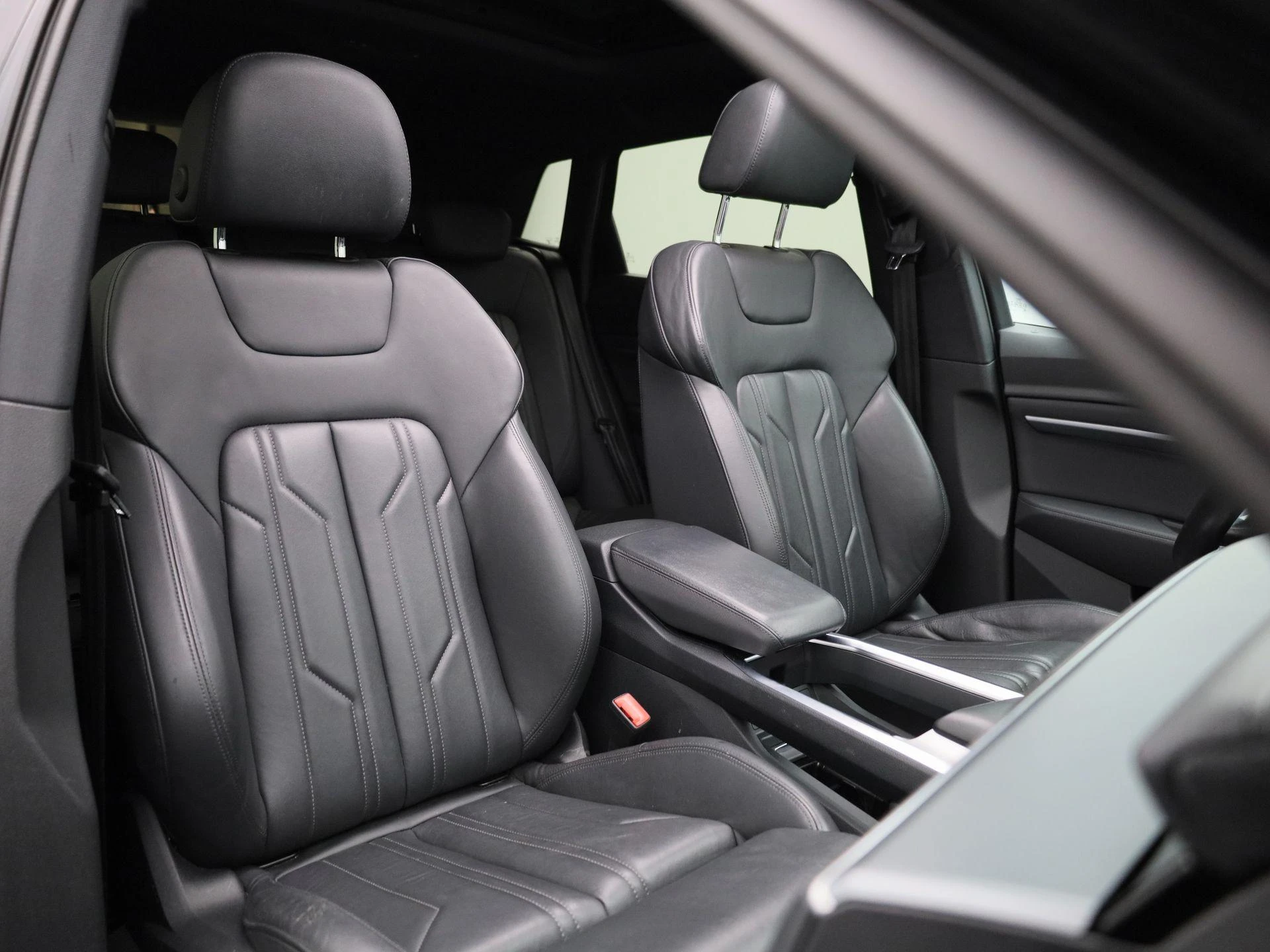 Audi-e-tron-image-49