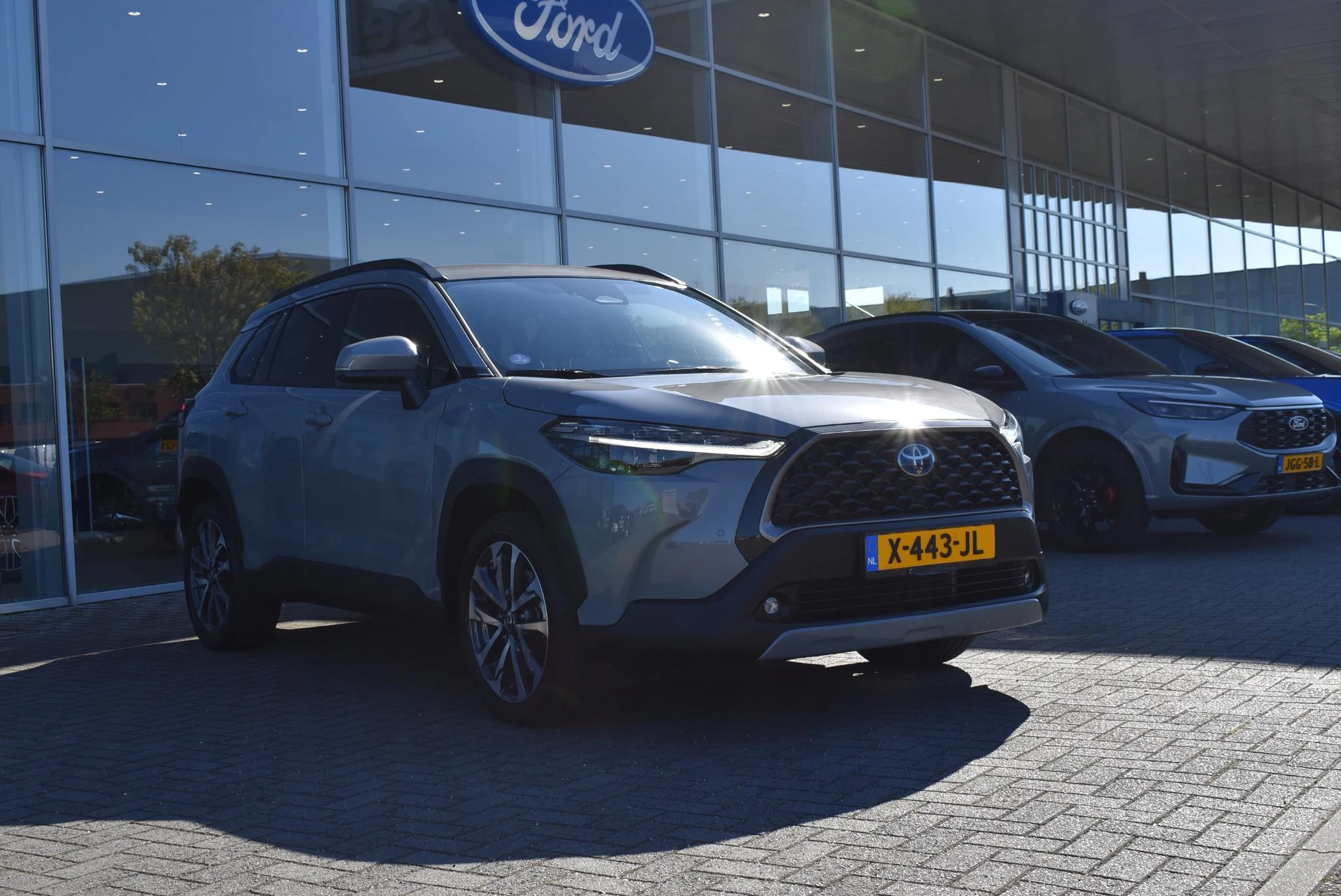 Toyota-Corolla Cross-image-2