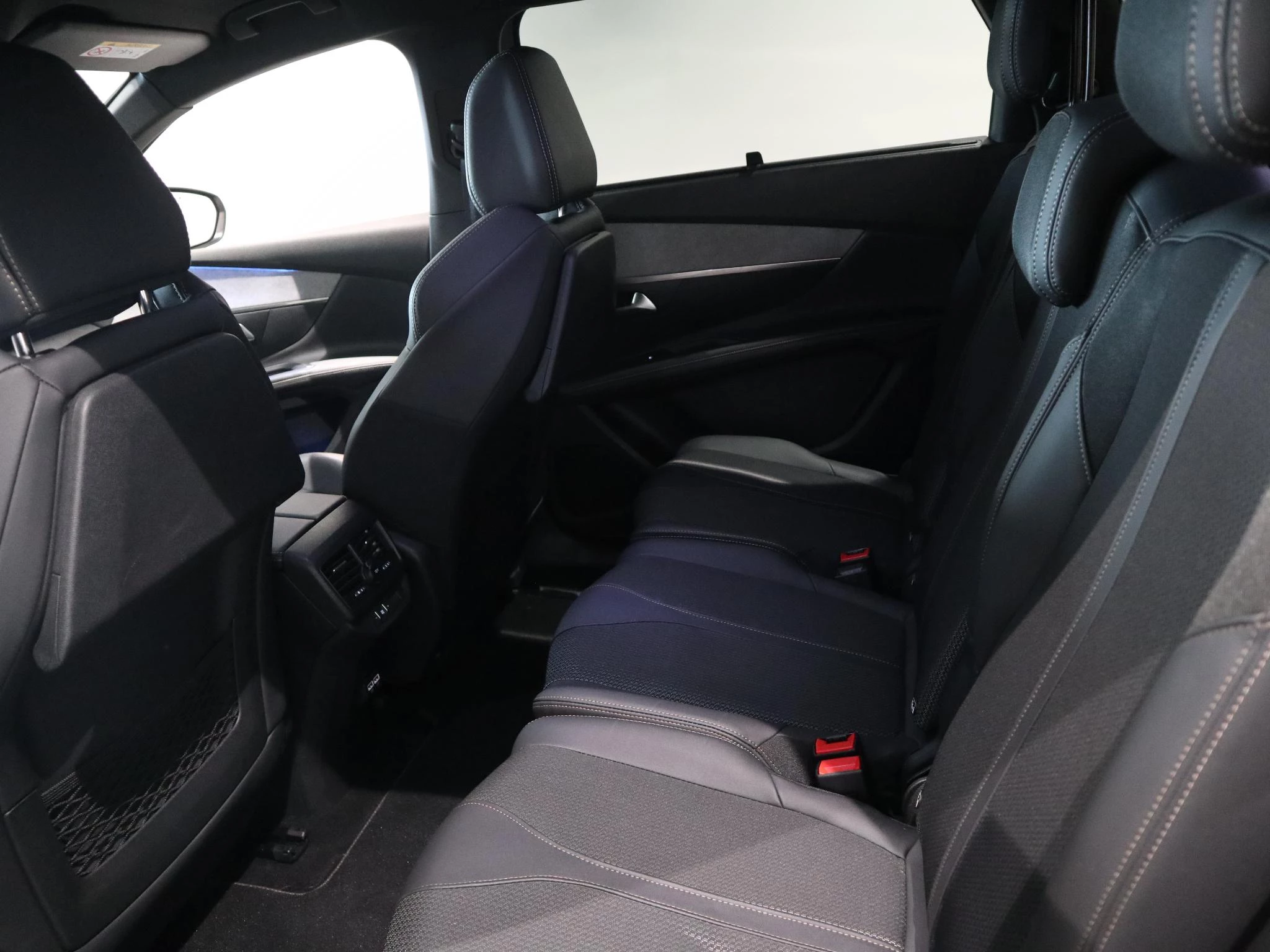 Peugeot-5008-image-9