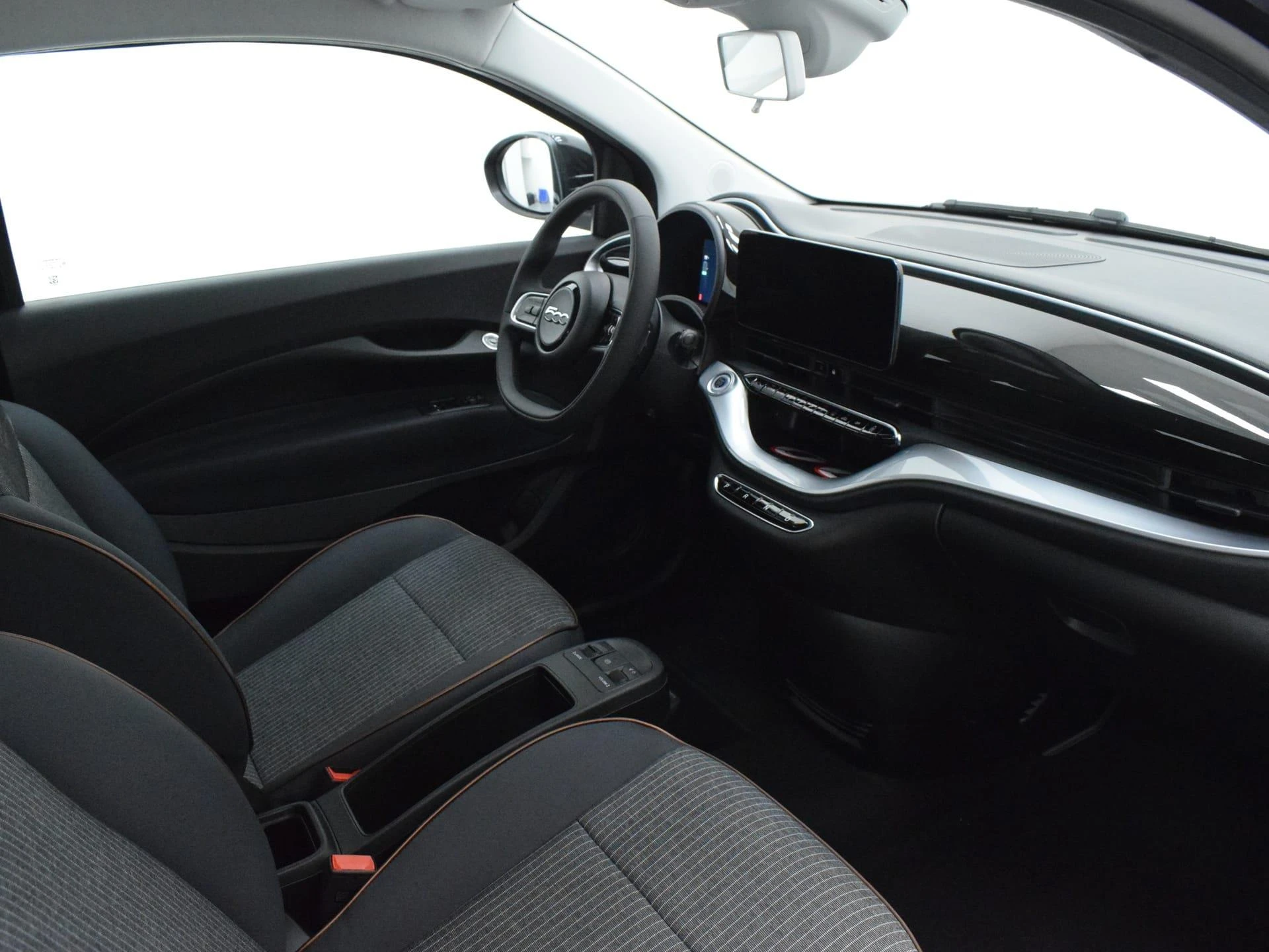 Fiat-500e-image-3
