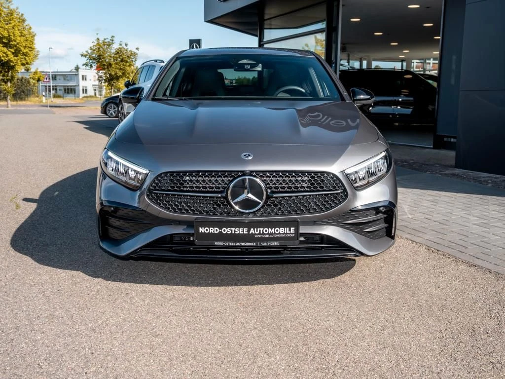 Mercedes-Benz-A-Klasse 200-image-3