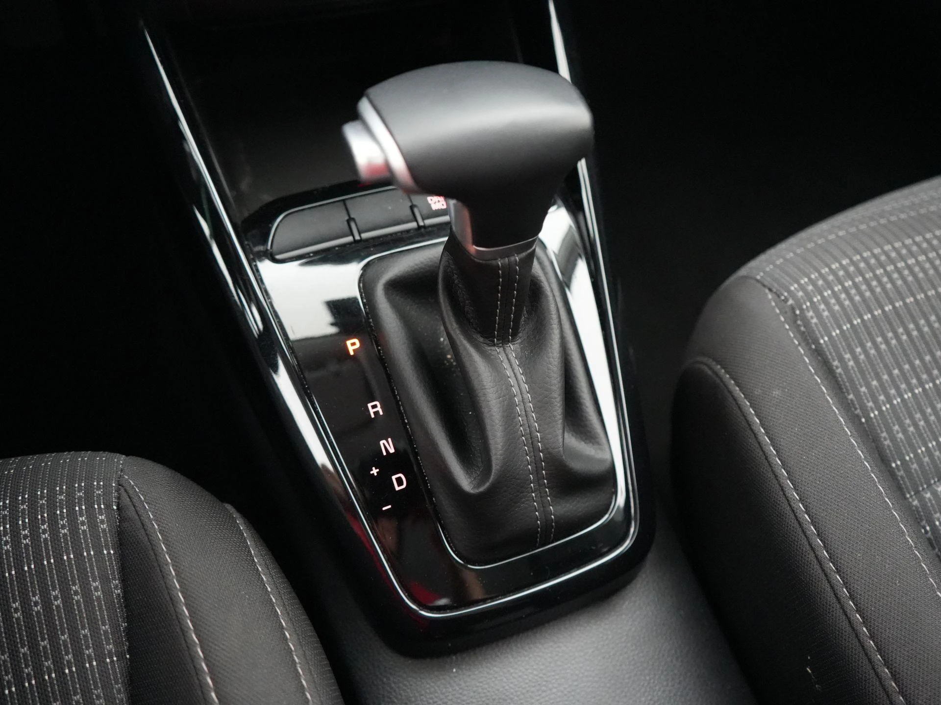 Kia-Stonic-image-14