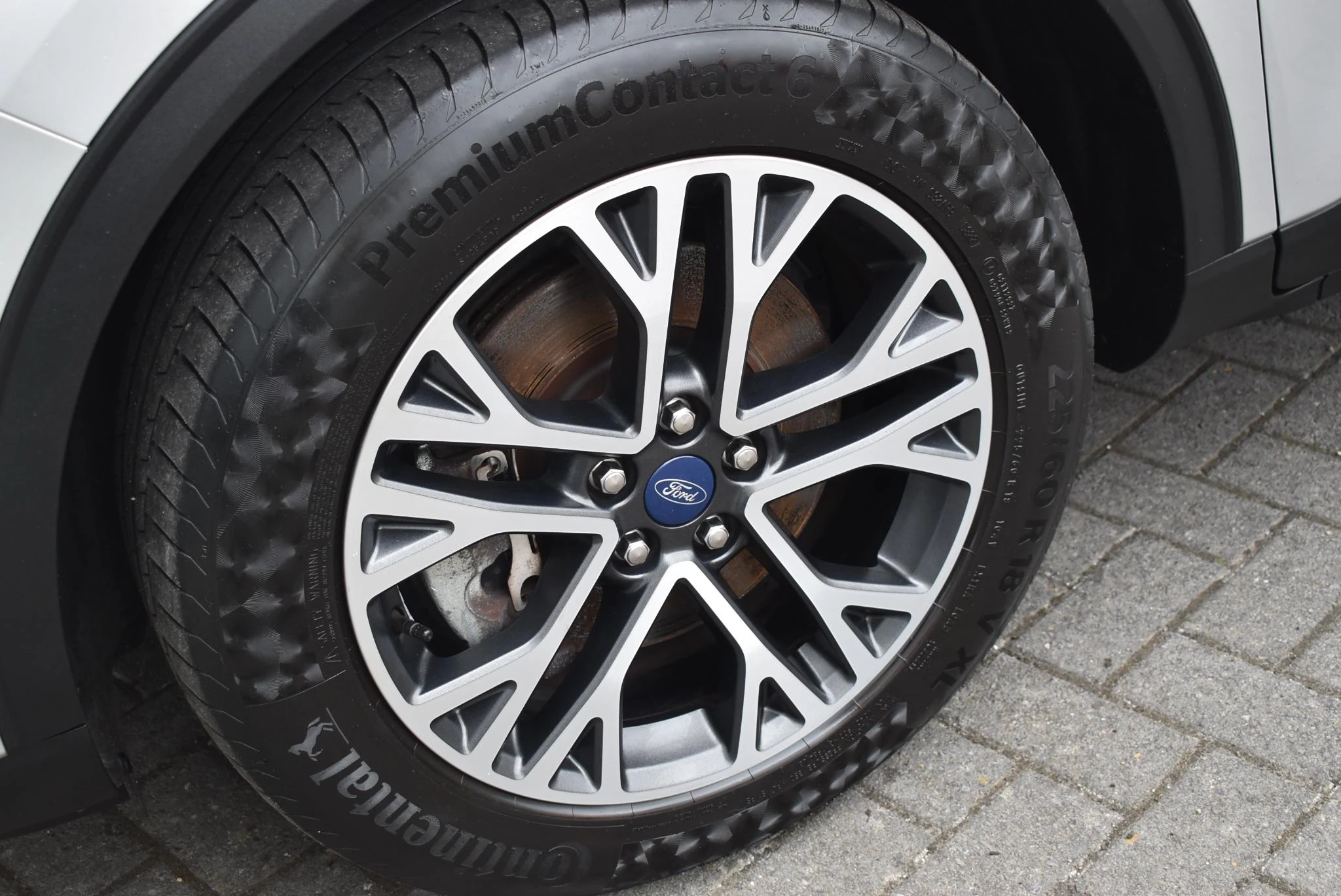 Ford-Kuga-image-12