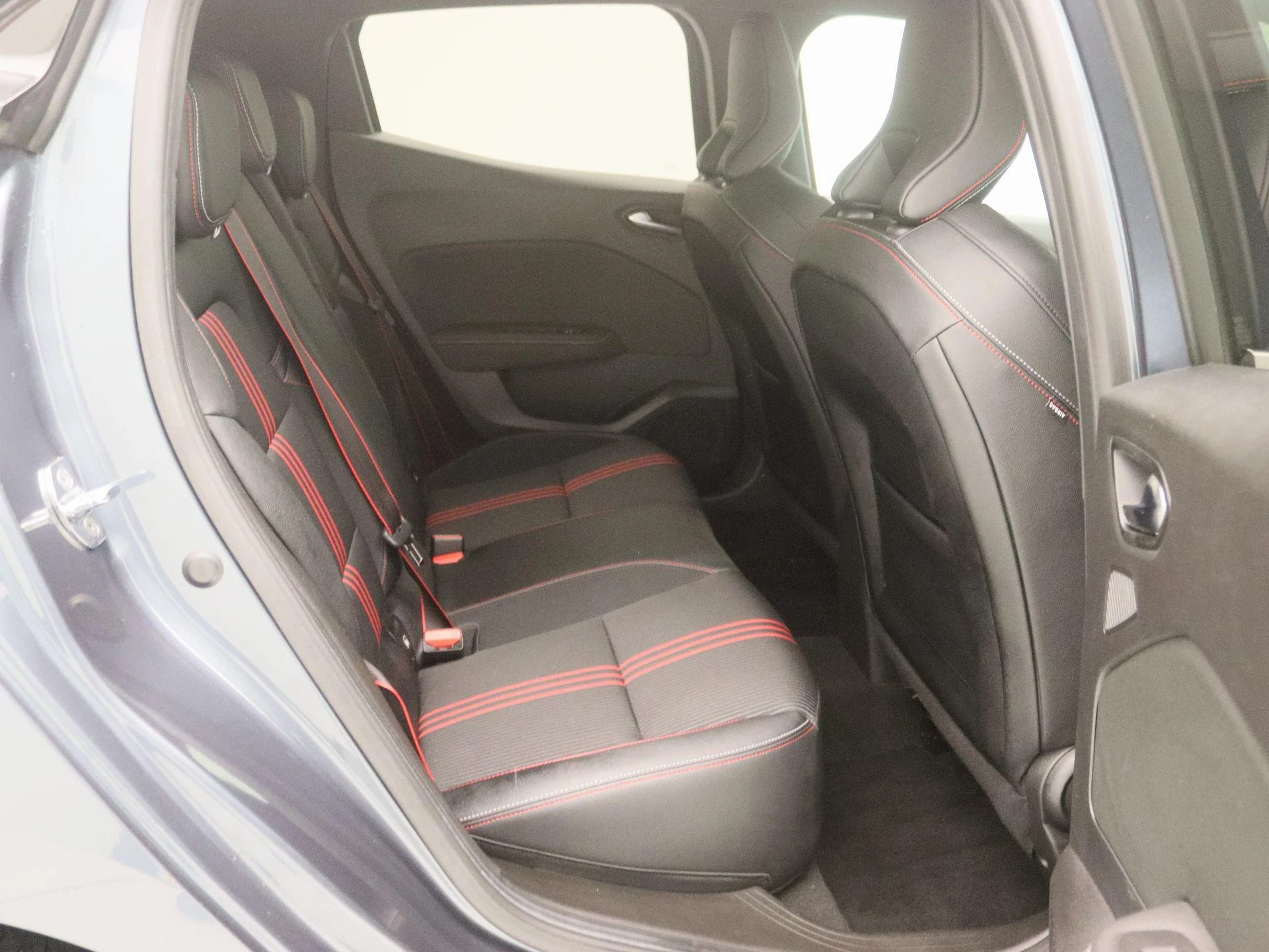 Renault-Clio-image-25