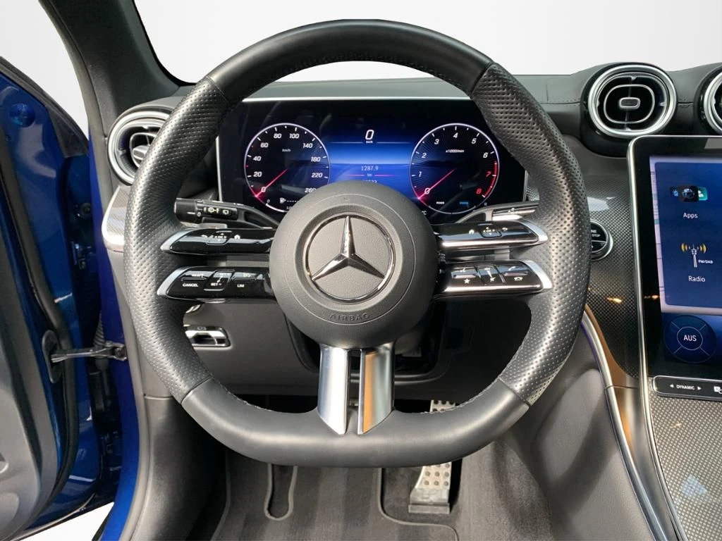 Mercedes-Benz-GLC 300-image-15