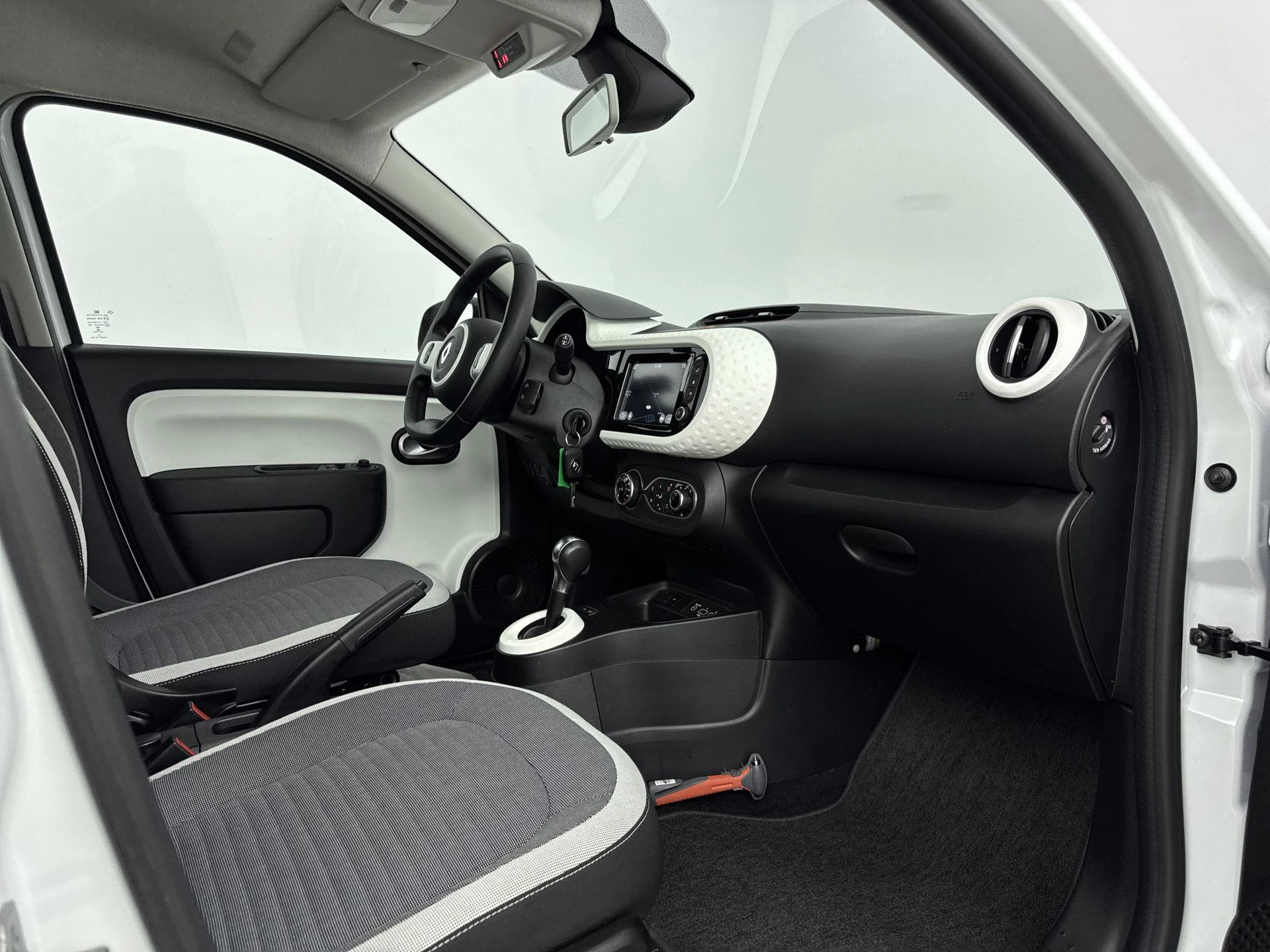 Renault-Twingo-image-7