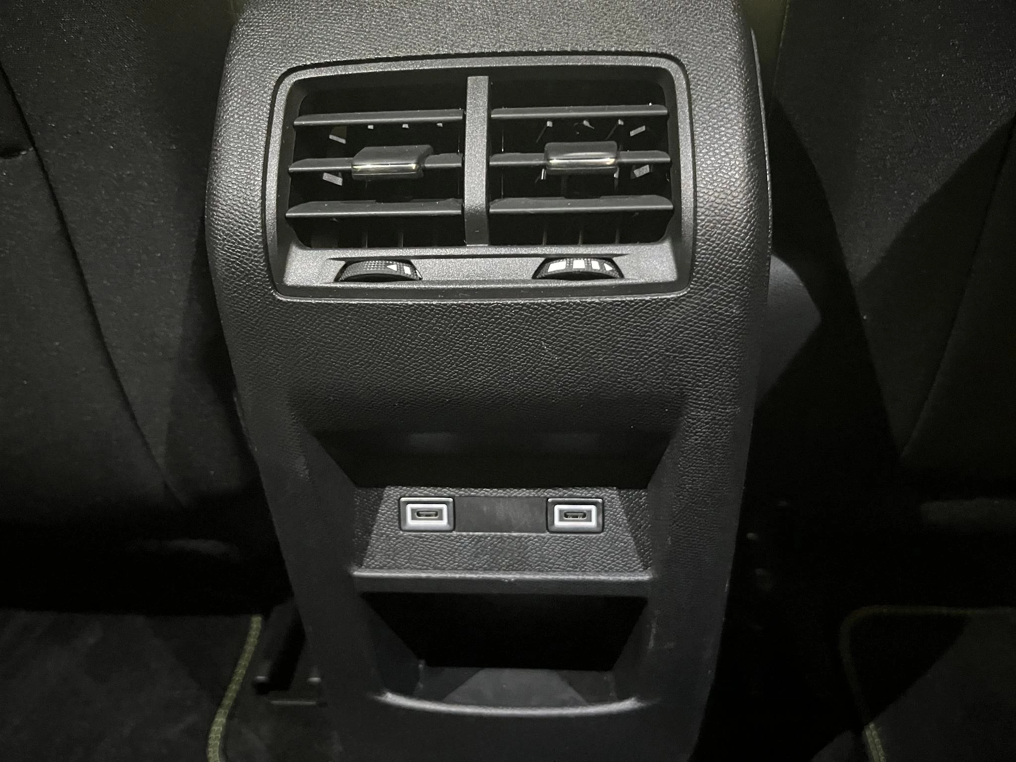 Peugeot-e-308-image-22