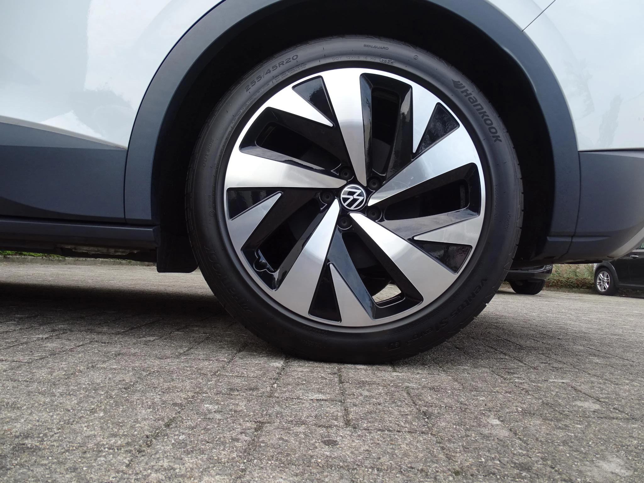 Volkswagen-ID.4-image-10