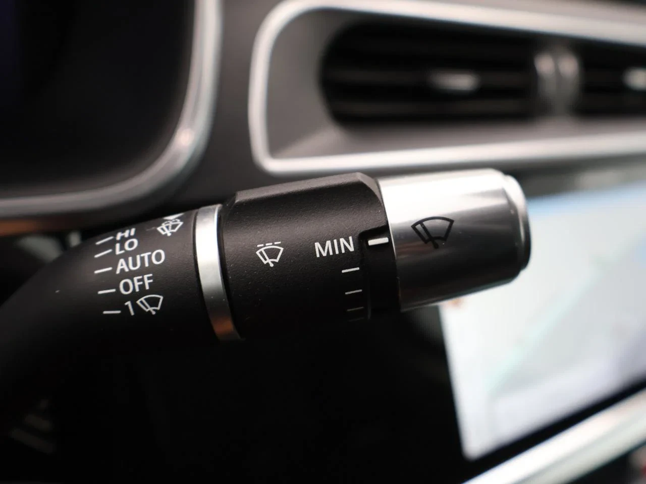 Jaguar-I-PACE-image-11