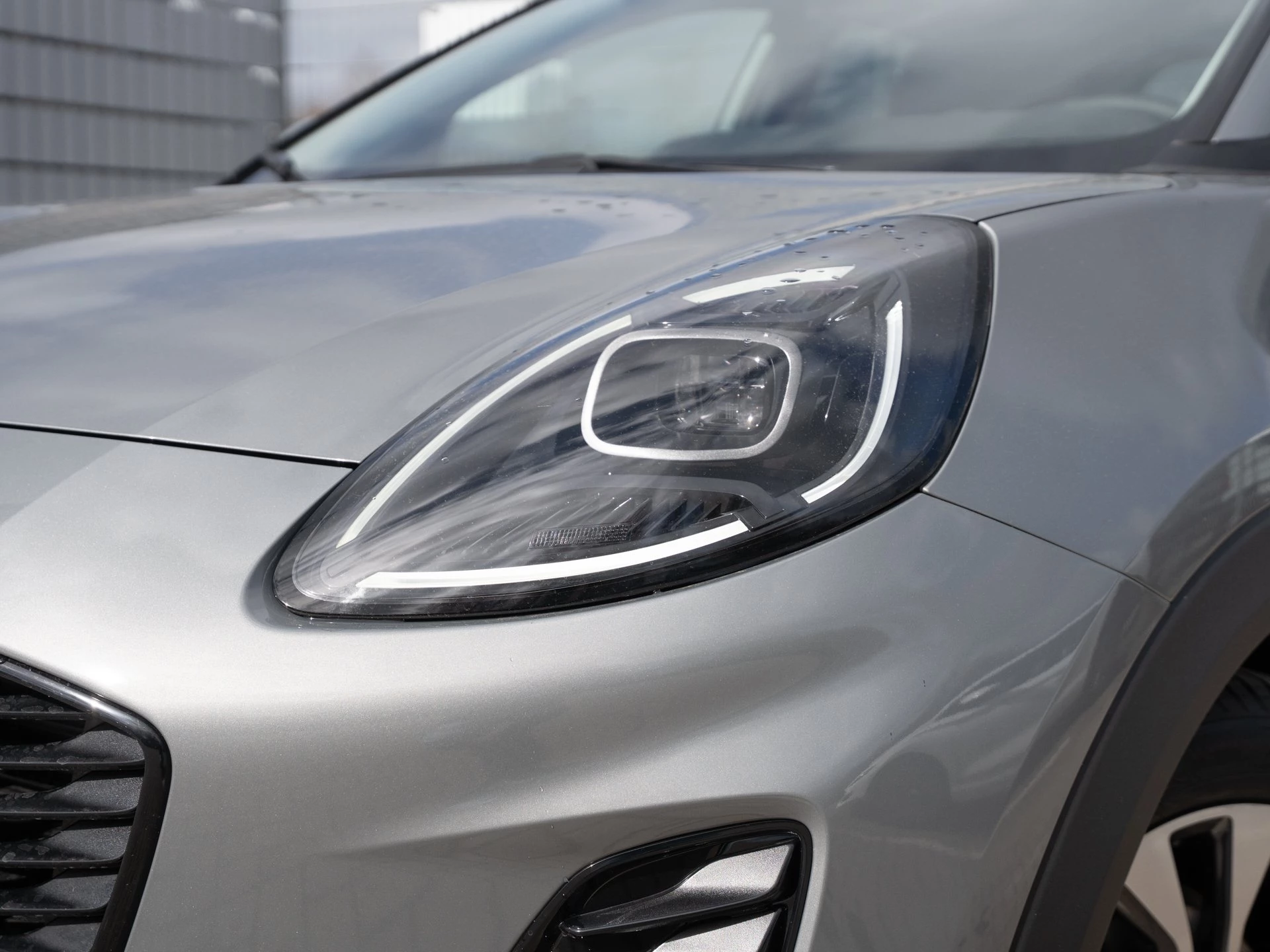 Ford Puma Titanium 1.0 EcoBoost Hybrid 92kW Sports Utility Vehicle. 5-türig MJ2026.25