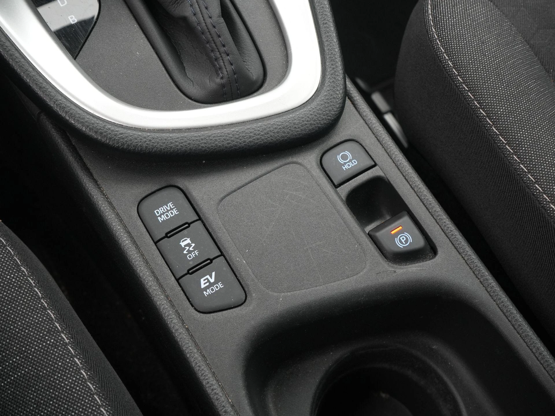 Toyota-Yaris-image-19