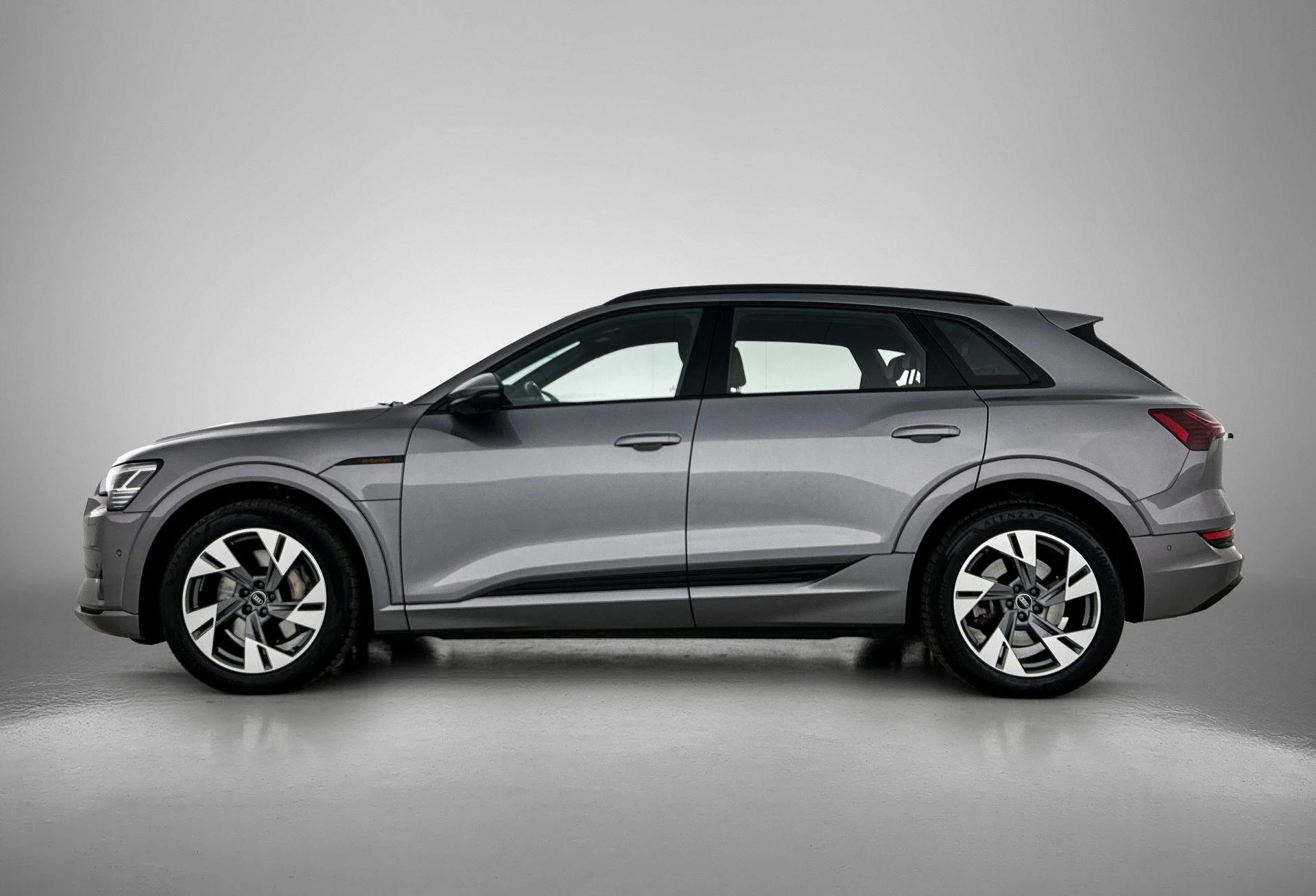 Audi-e-tron-image-2