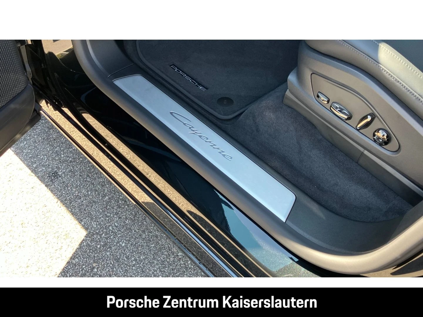 Porsche-Cayenne-image-19