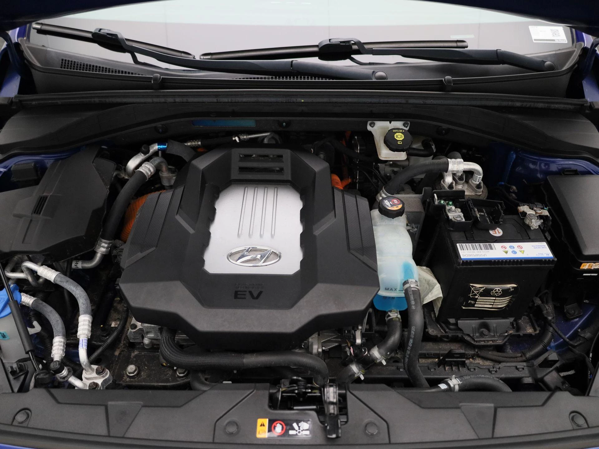 Hyundai-IONIQ-image-32