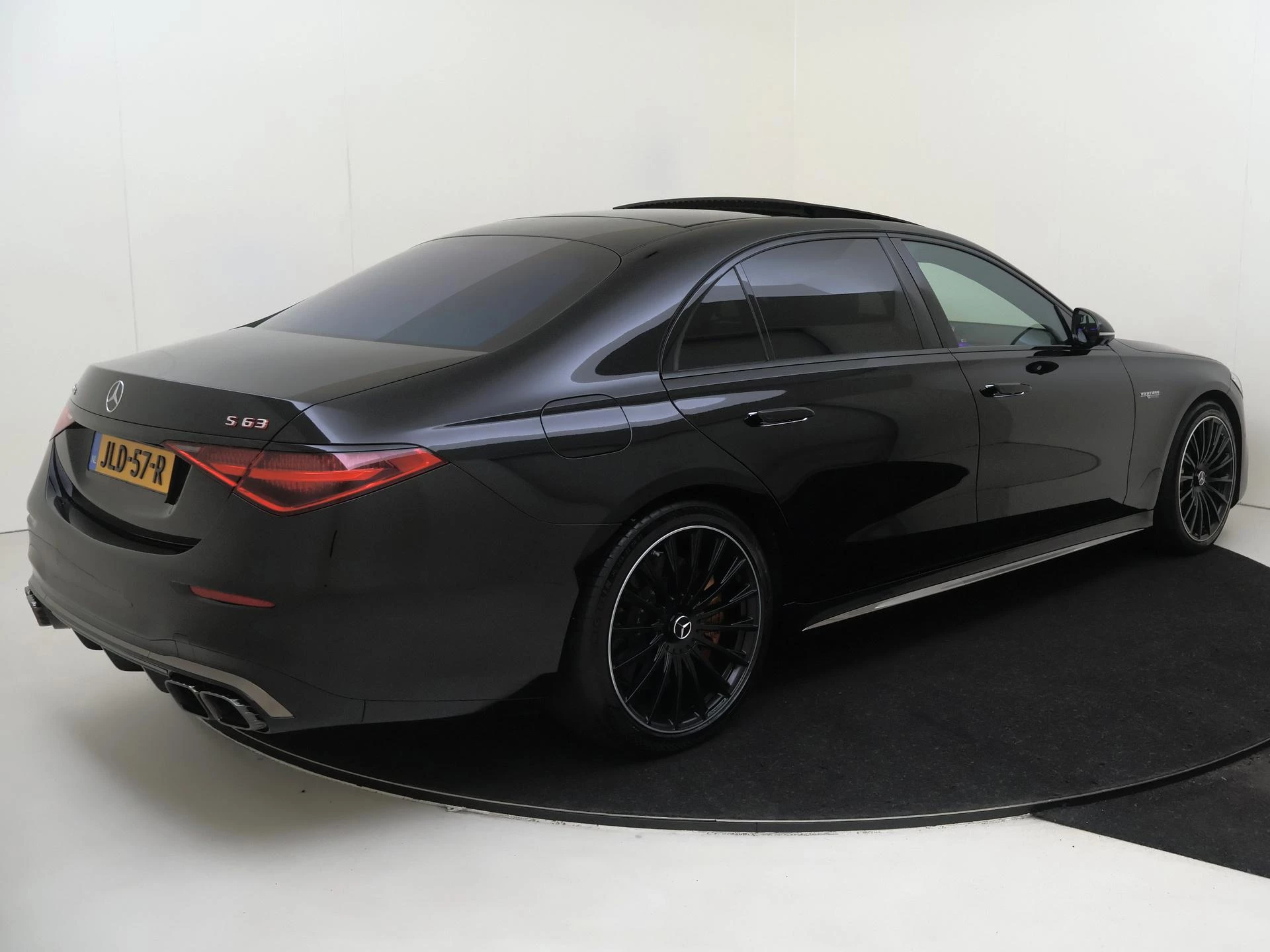 Mercedes-Benz-S-Klasse-image-3