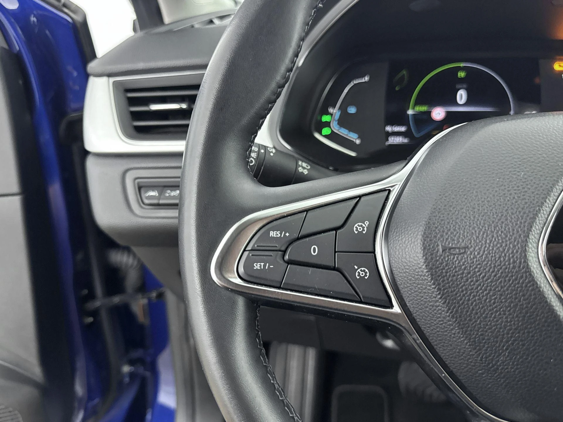 Renault-Captur-image-5