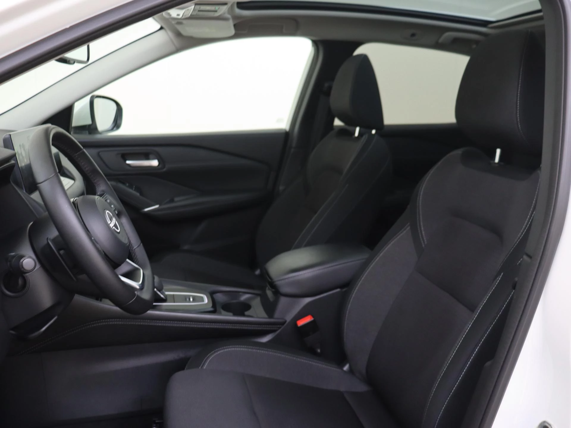 Nissan-QASHQAI-image-10