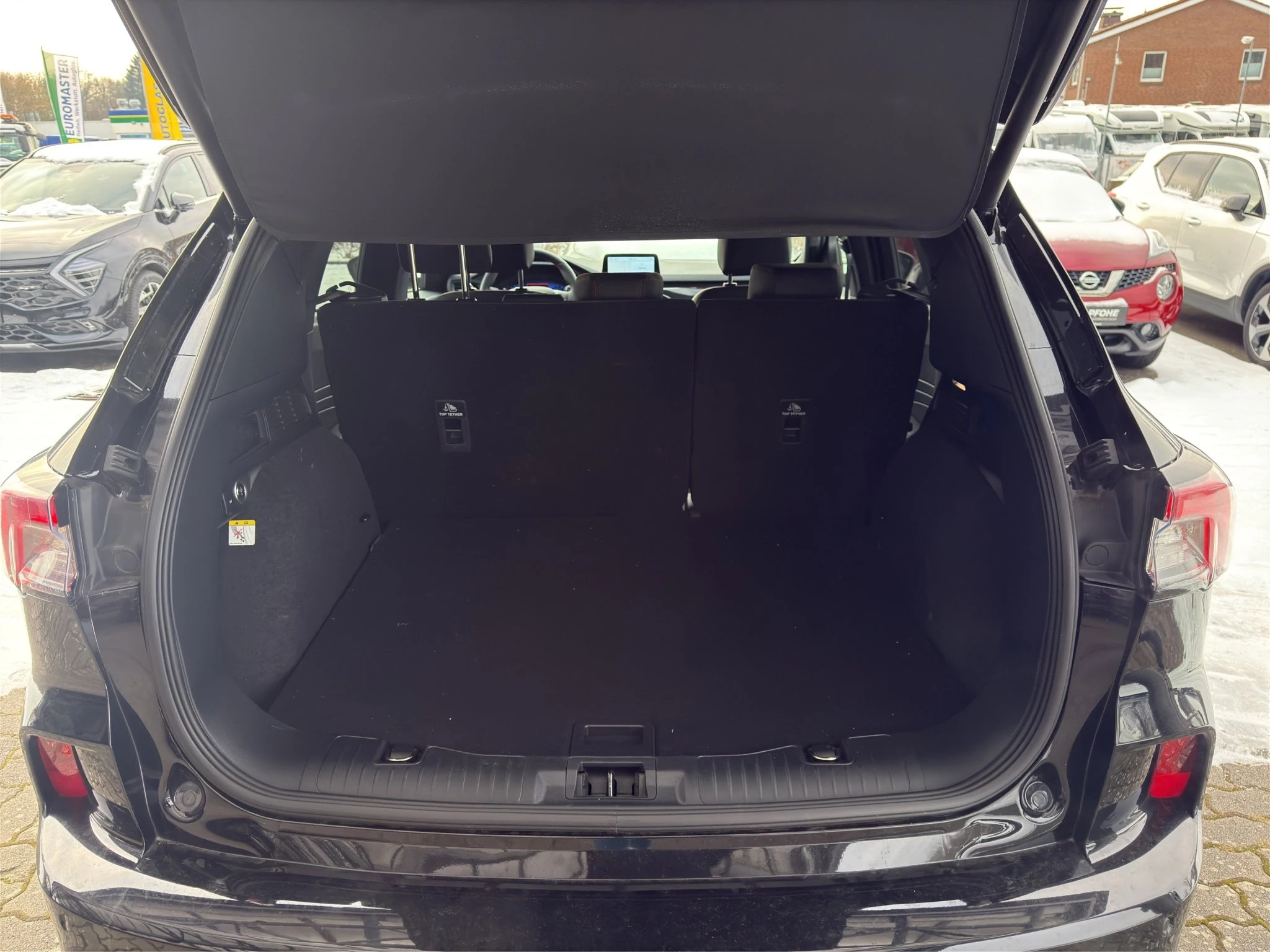 Ford Kuga ST-Line X*PANO*AHK*KAM*ACC*NAVI*SOUND-SYS.