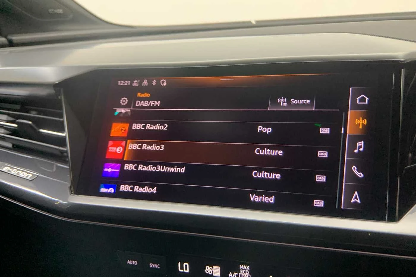 Audi-Q4 Sportback e-tron-image-15