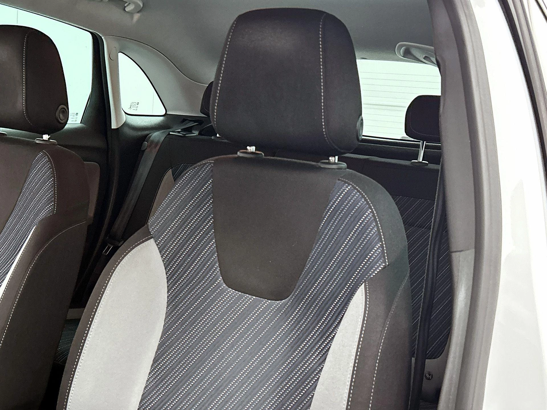 Opel-Crossland X-image-8
