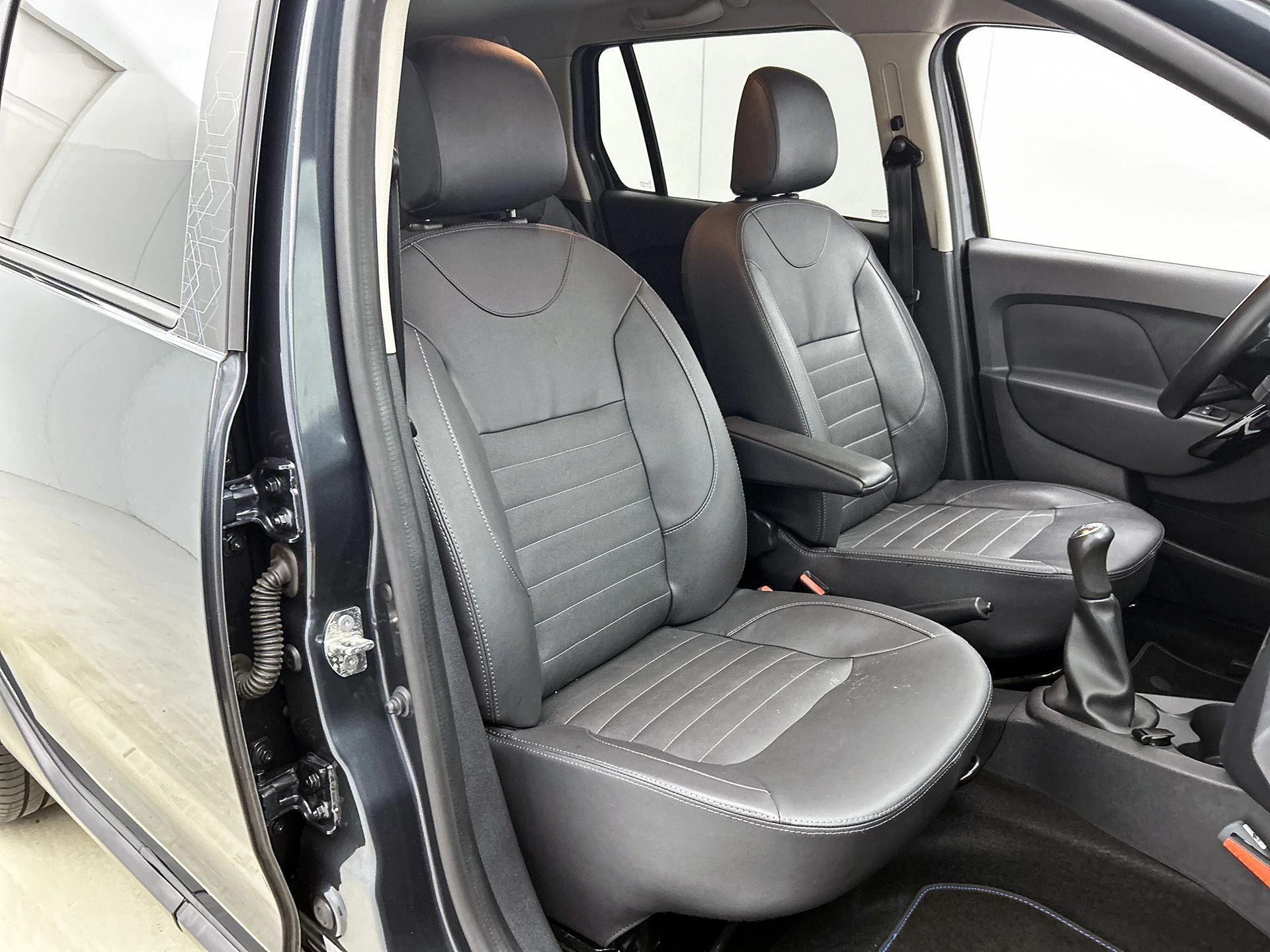 Dacia-Logan-image-34