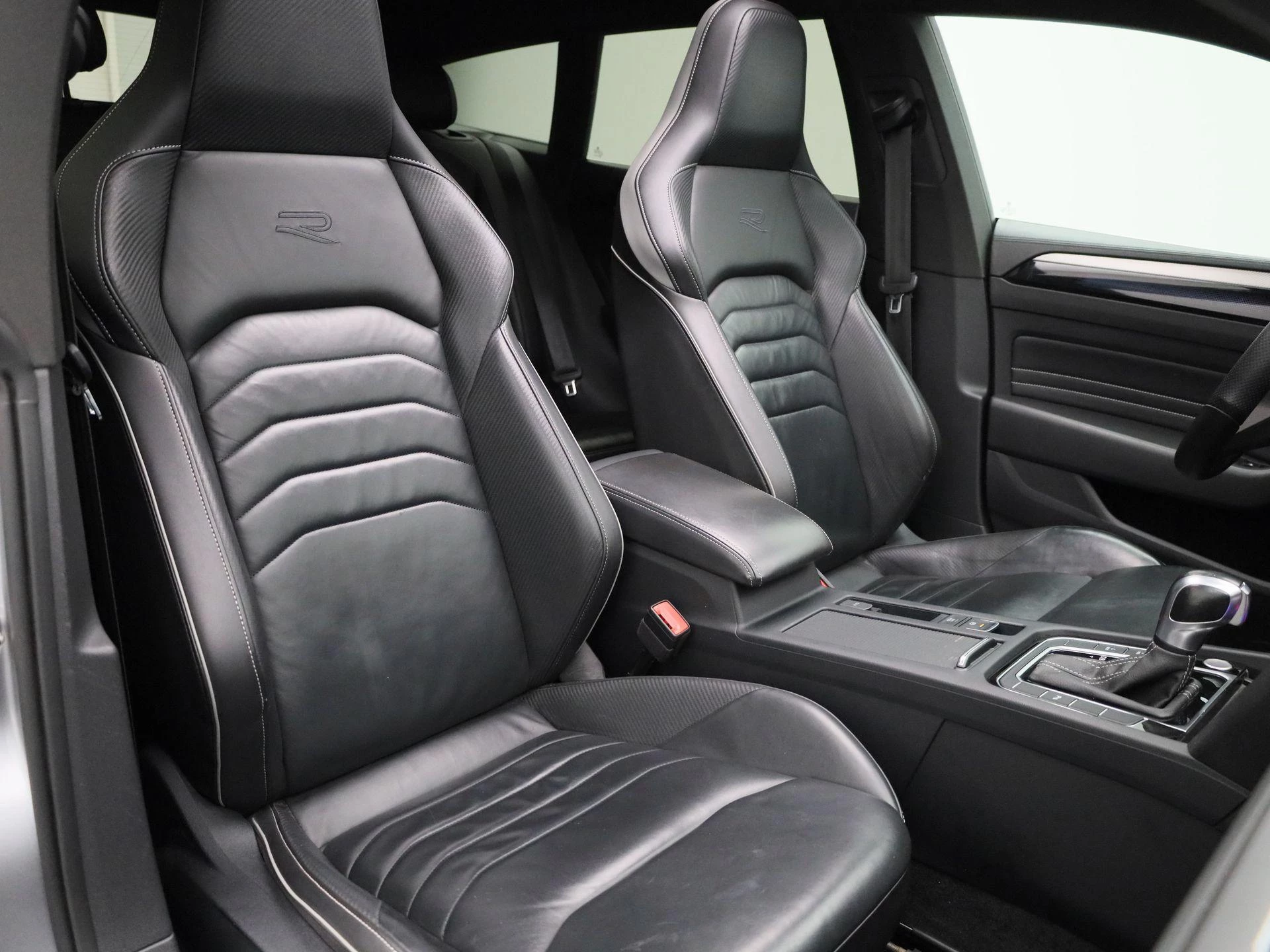 Volkswagen-Arteon-image-45