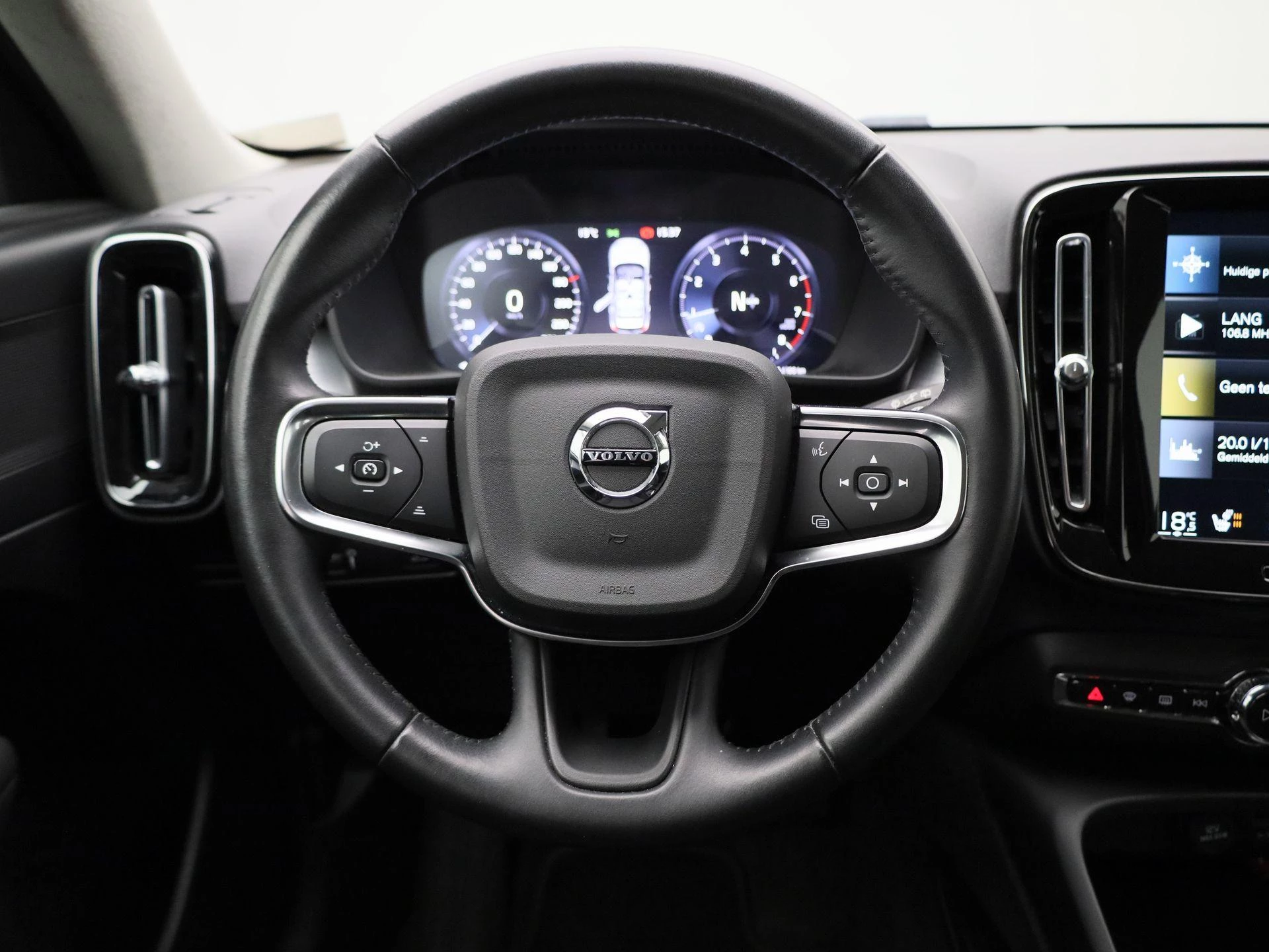 Volvo XC40 1.5 T2 Momentum