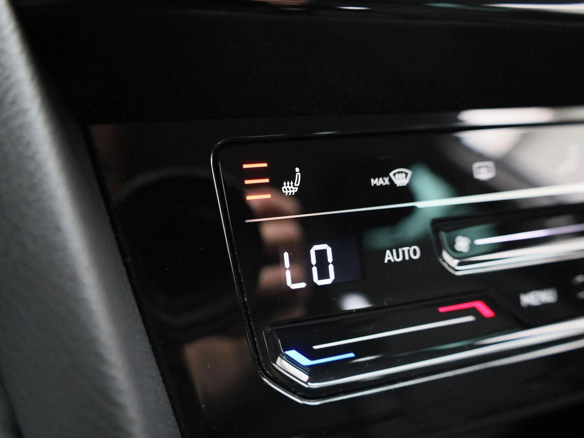 Volkswagen-Passat-image-30