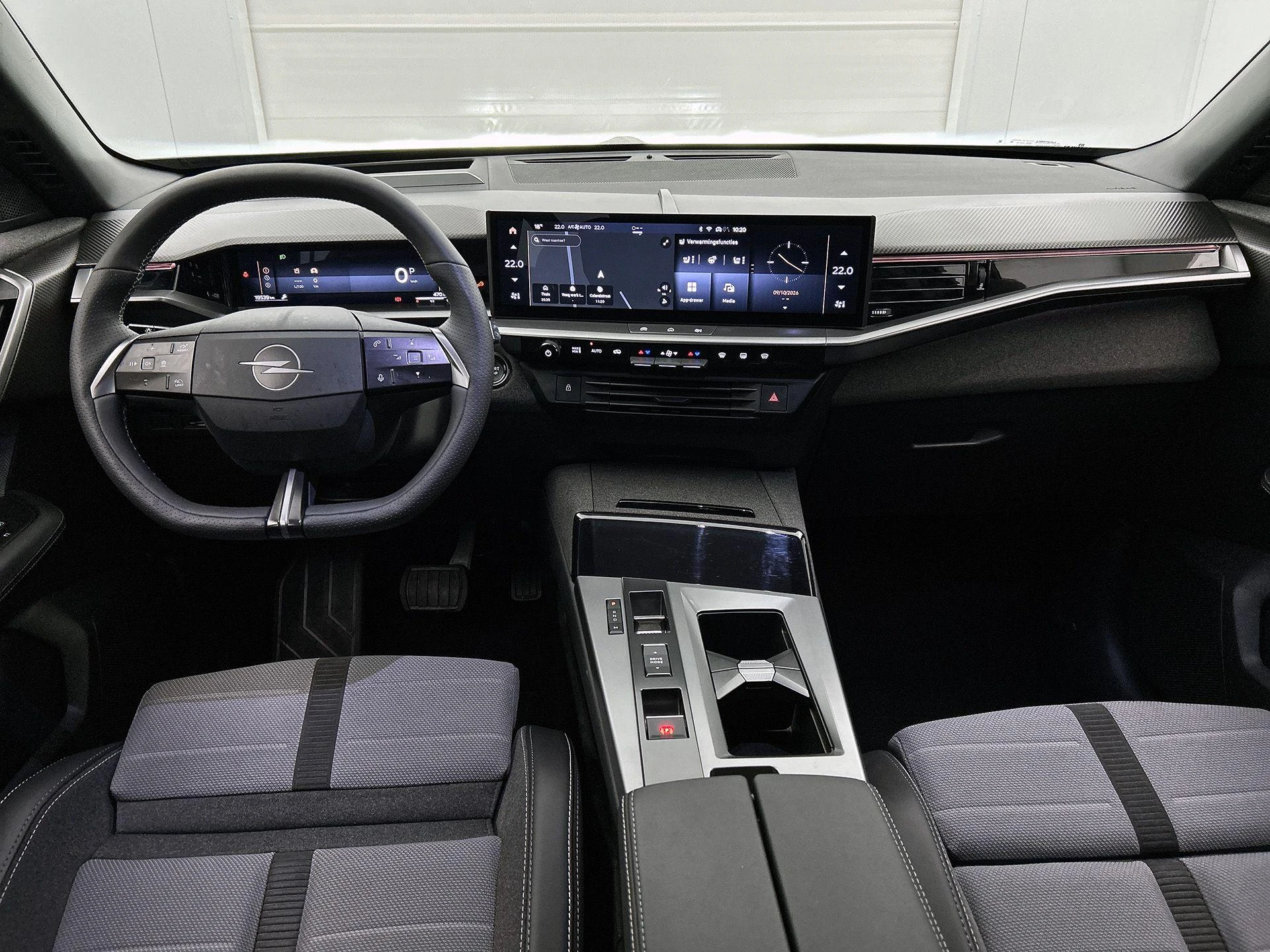 Opel-Grandland-image-21
