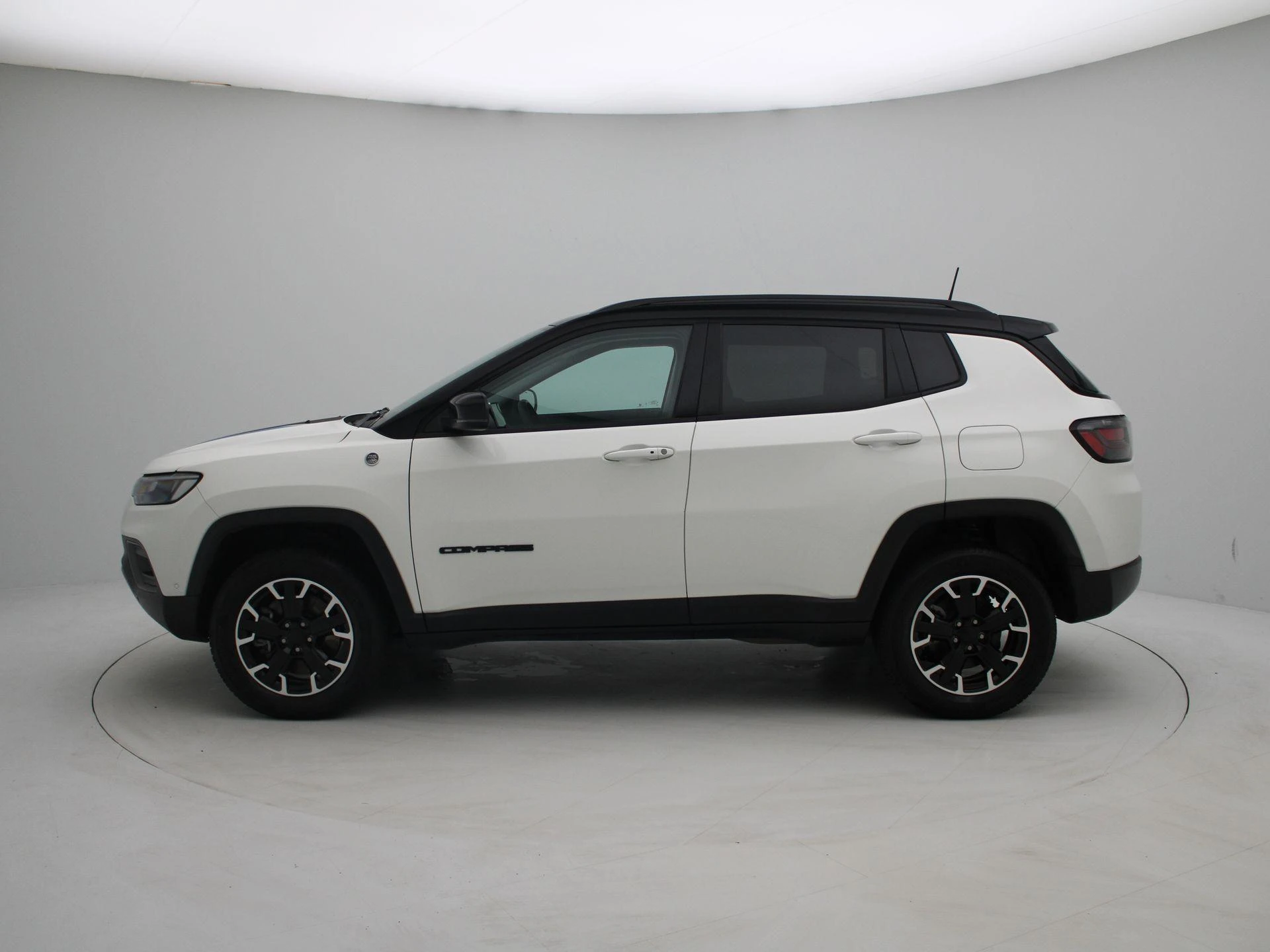 Jeep-Compass-image-4